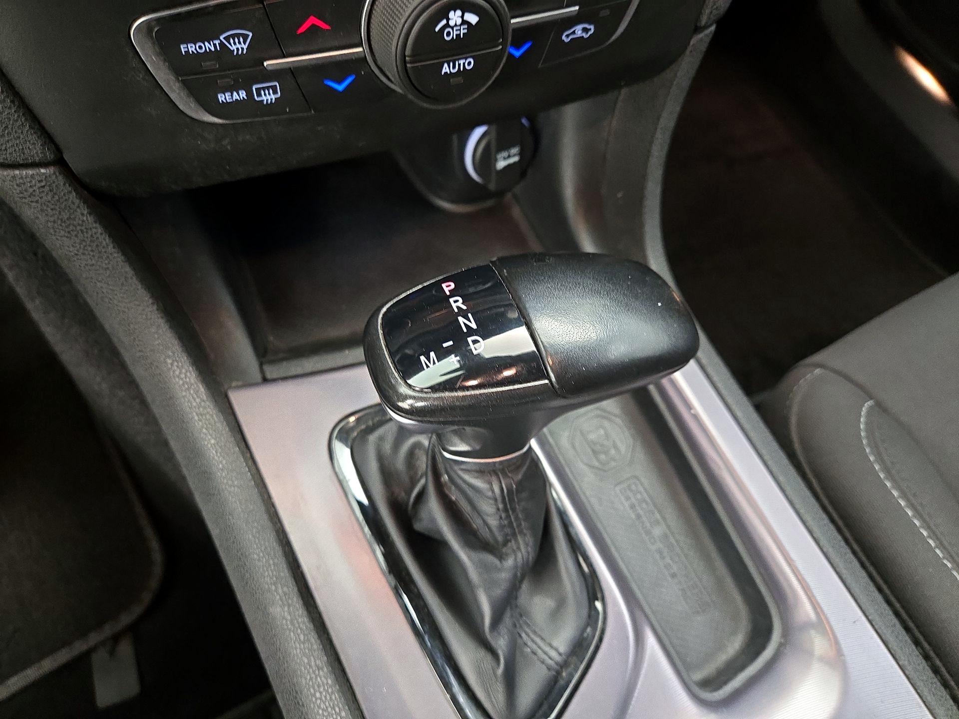 Thumbnail: 2021 Dodge Charger - 17