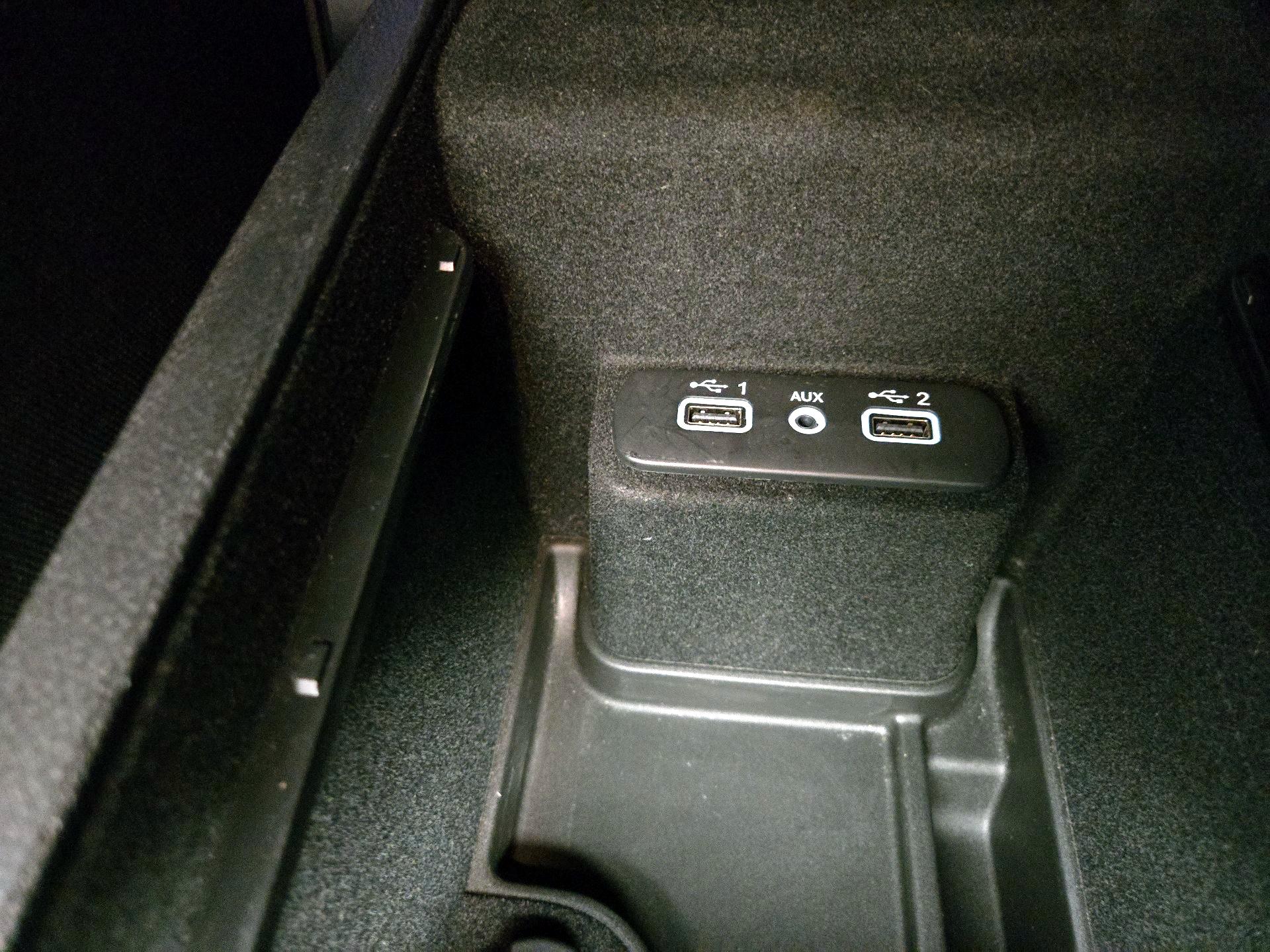 Thumbnail: 2021 Dodge Charger - 18