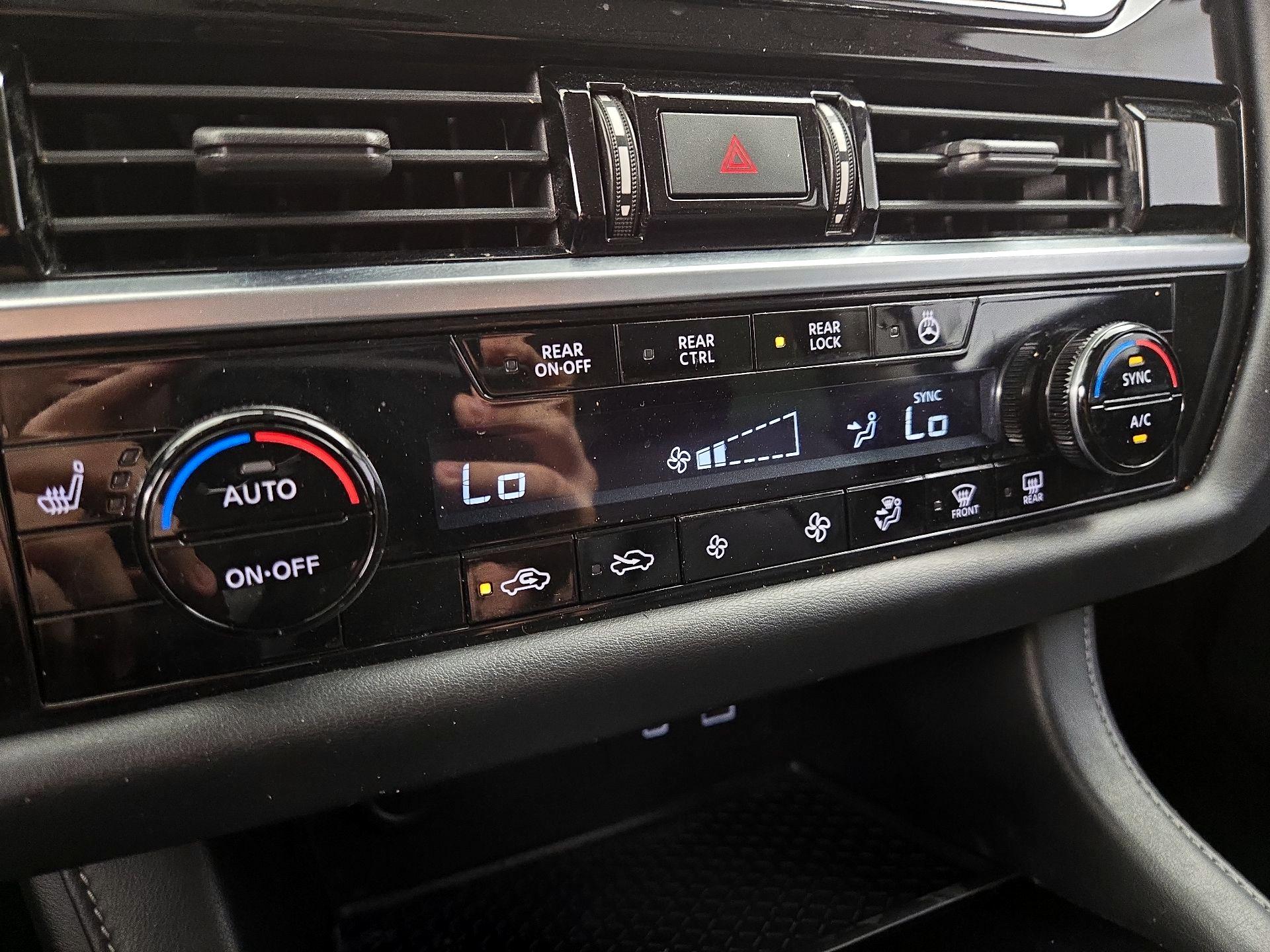 Thumbnail: 2022 Nissan Pathfinder - 17