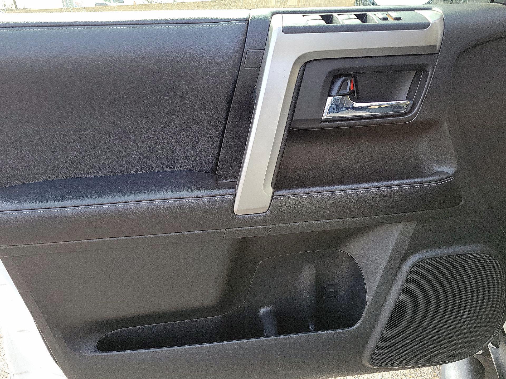 Thumbnail: 2018 Toyota 4Runner - 10