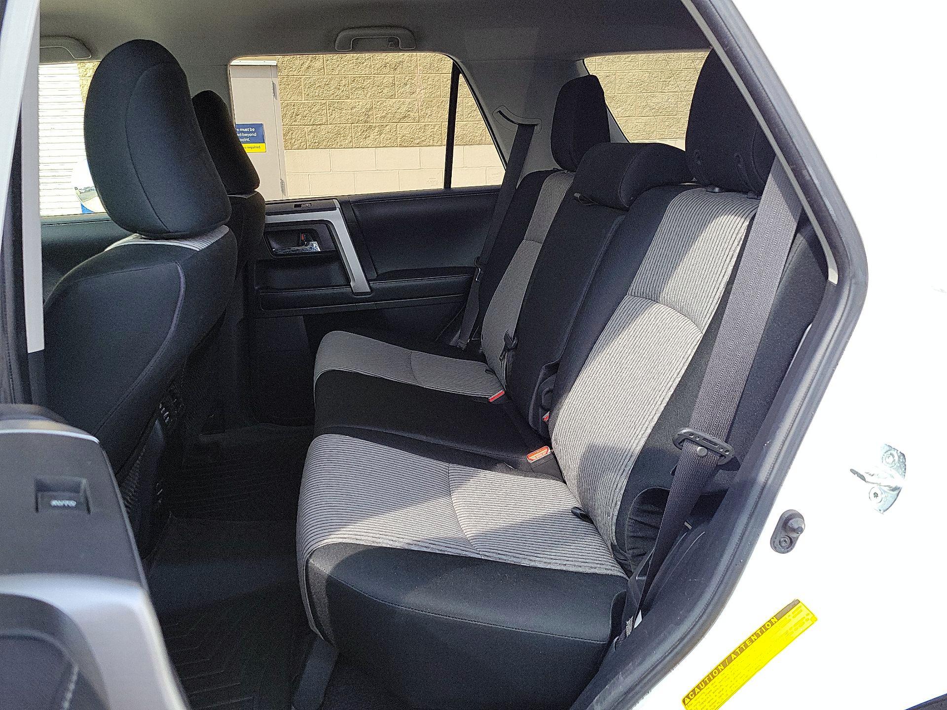 Thumbnail: 2018 Toyota 4Runner - 18