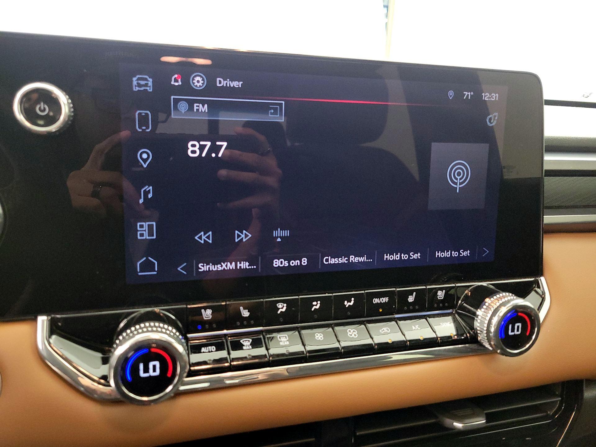 Thumbnail: 2025 GMC Canyon - 15