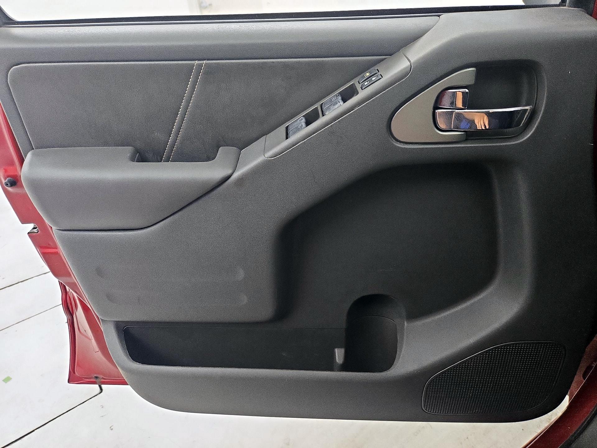 Thumbnail: 2020 Nissan Frontier - 12