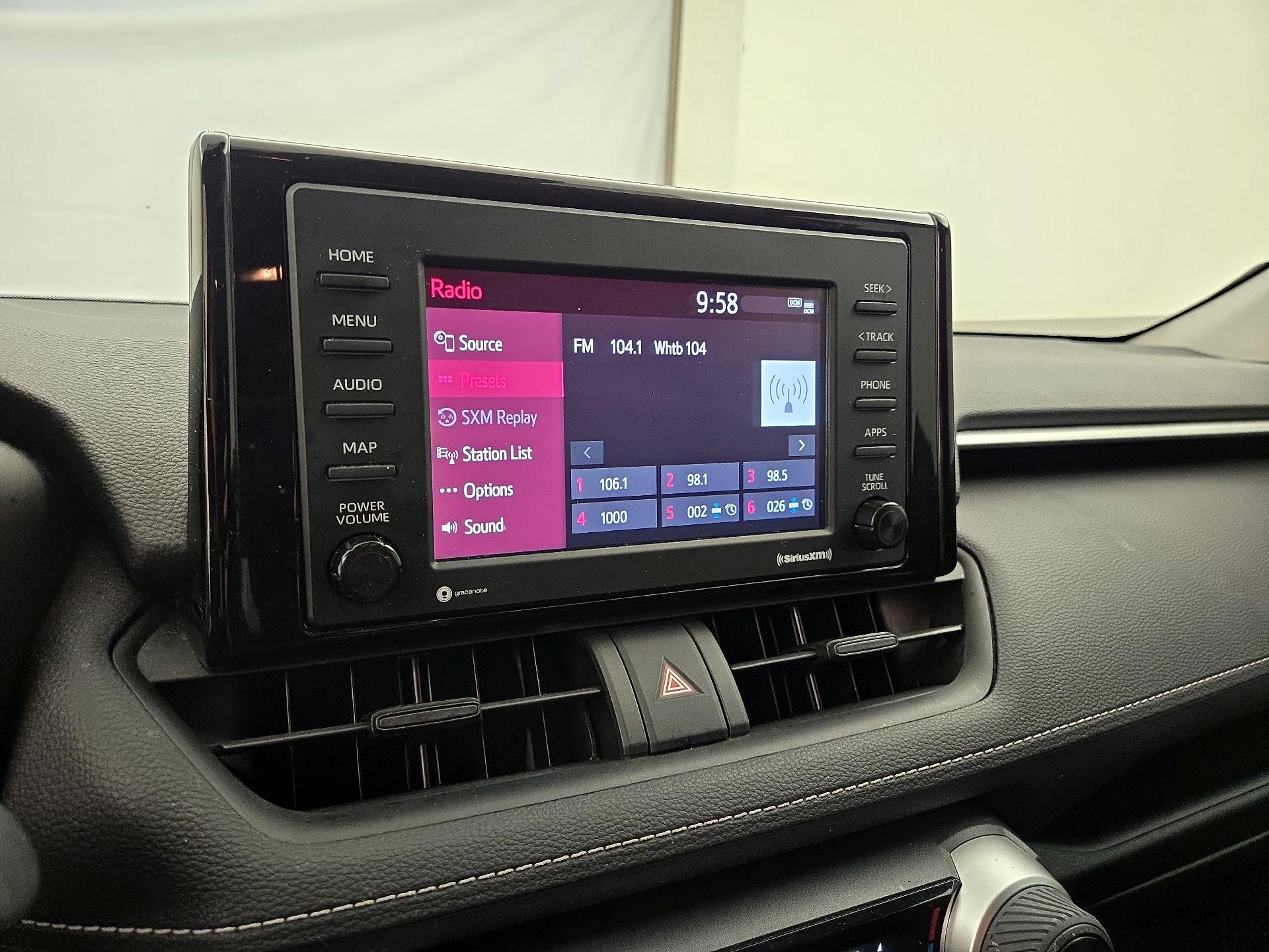 Thumbnail: 2021 Toyota RAV4 - 15