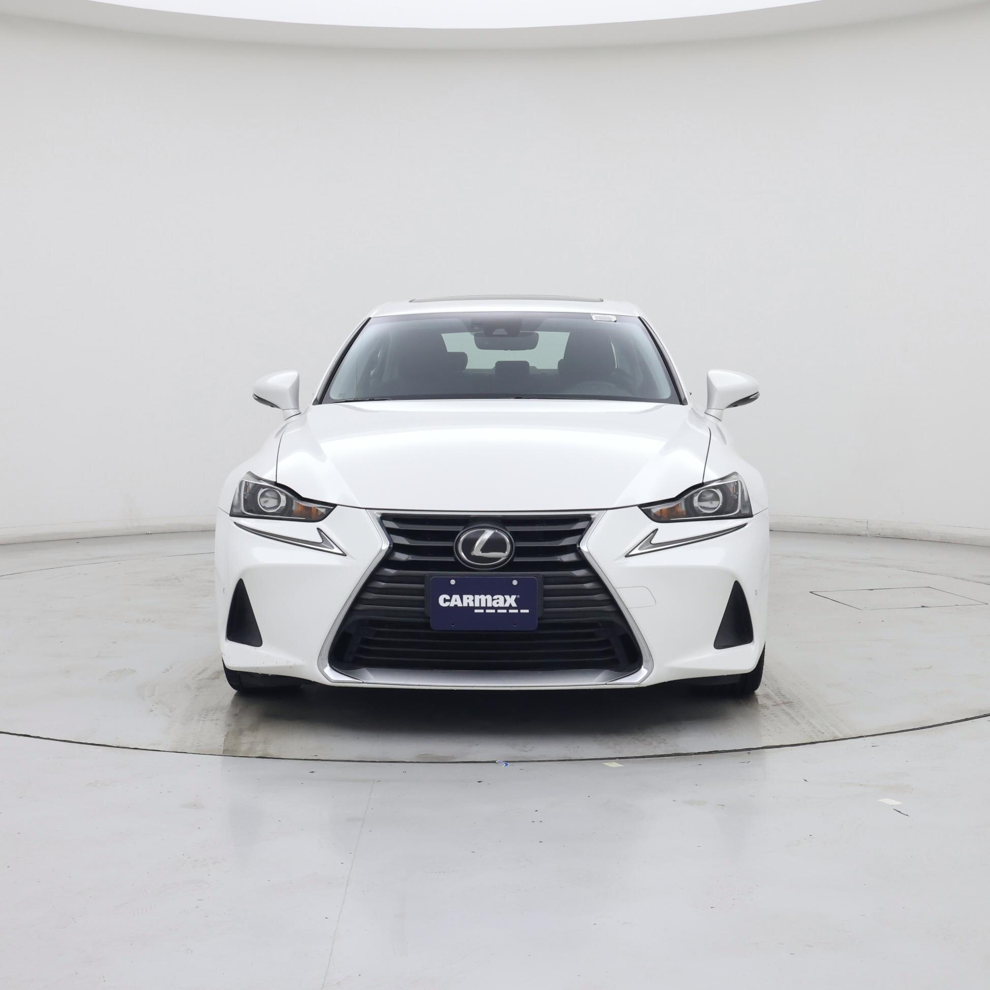 Thumbnail: 2019 Lexus IS - 5