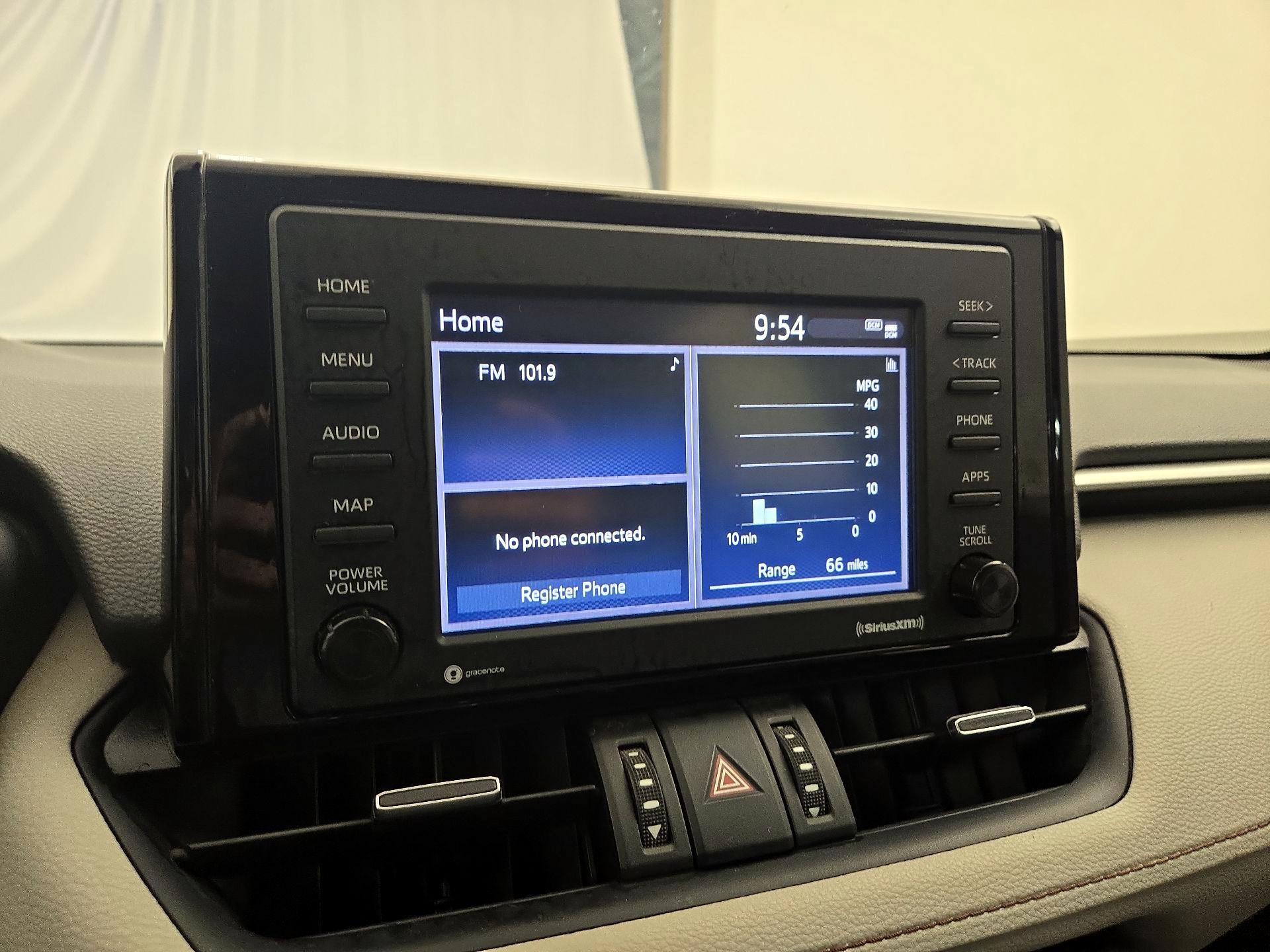 Thumbnail: 2020 Toyota RAV4 - 15