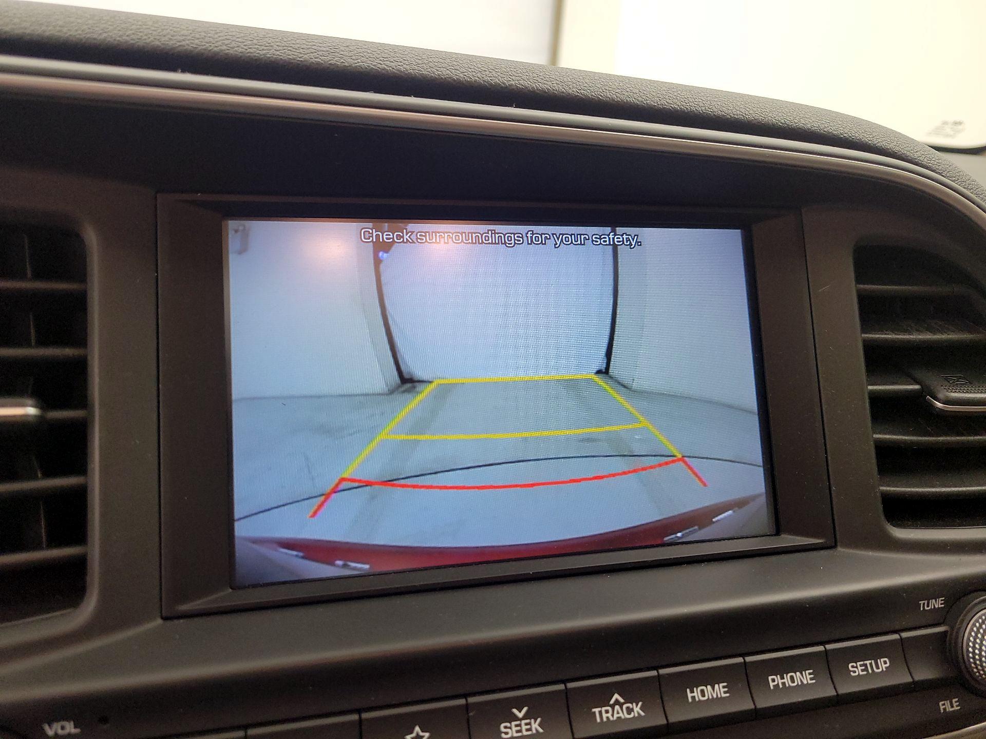 Thumbnail: 2019 Hyundai Elantra - 14