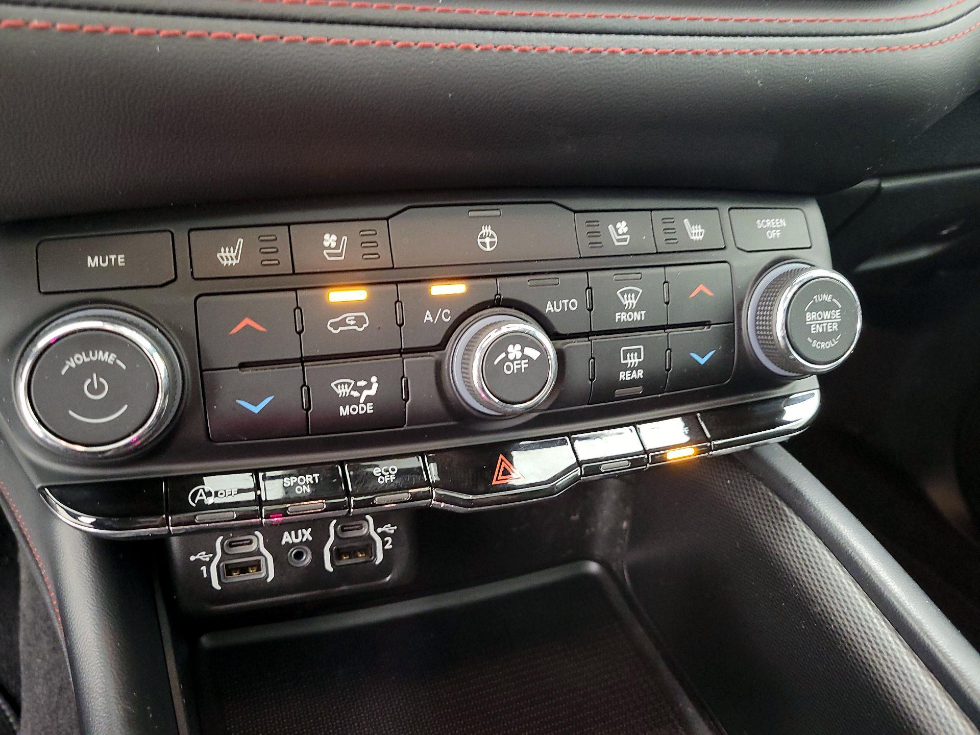 Thumbnail: 2023 Dodge Durango - 17