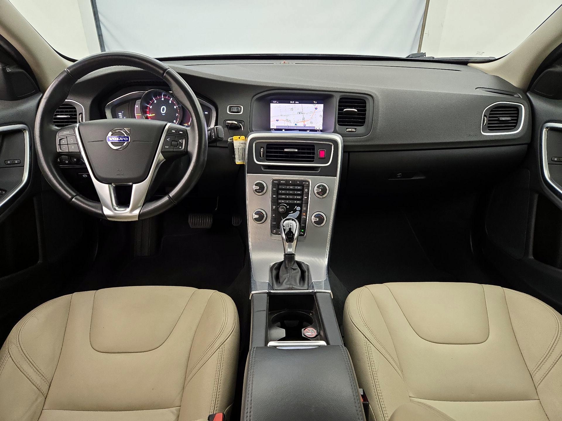 Thumbnail: 2018 Volvo S60 - 9