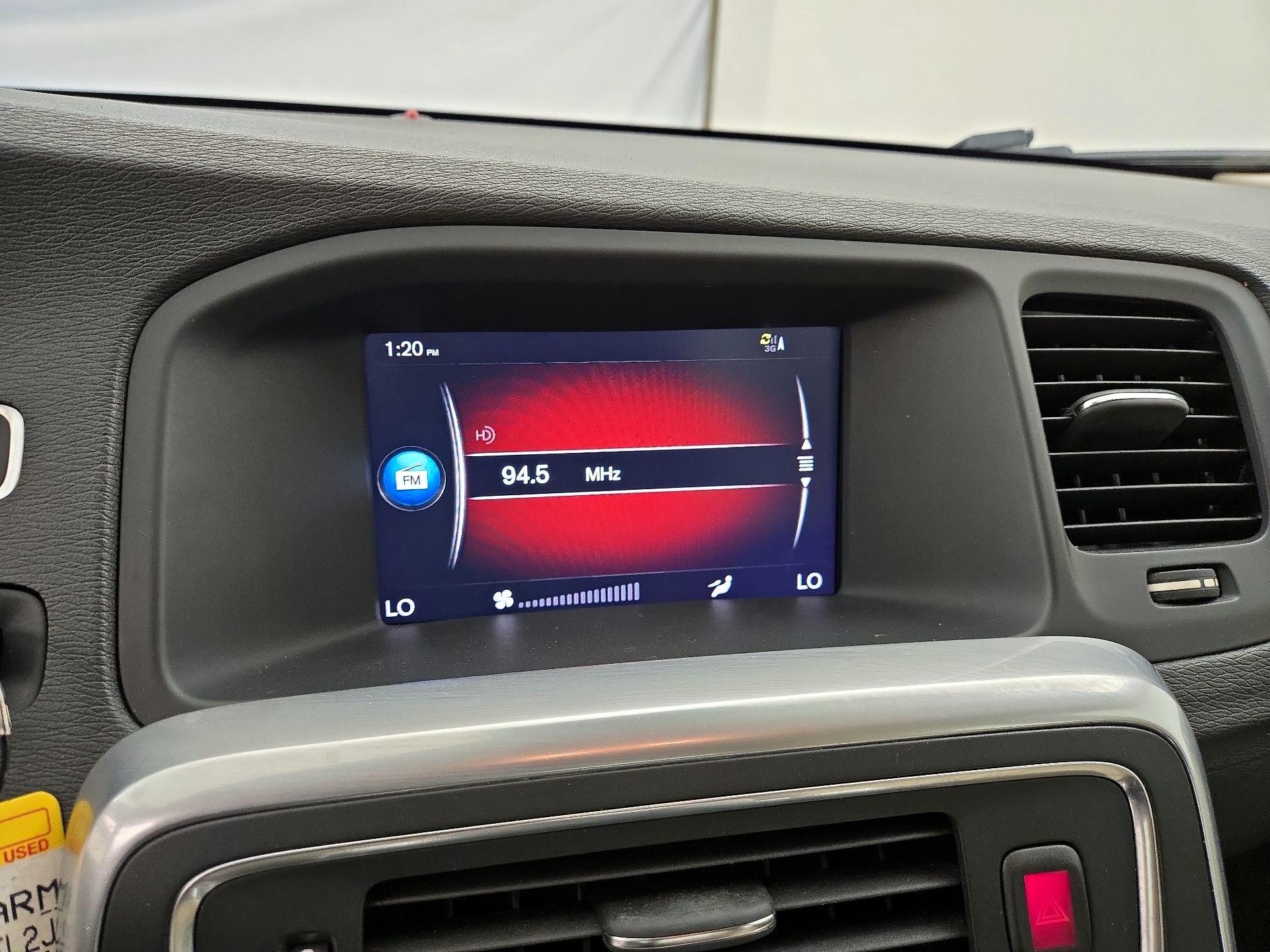 Thumbnail: 2018 Volvo S60 - 16