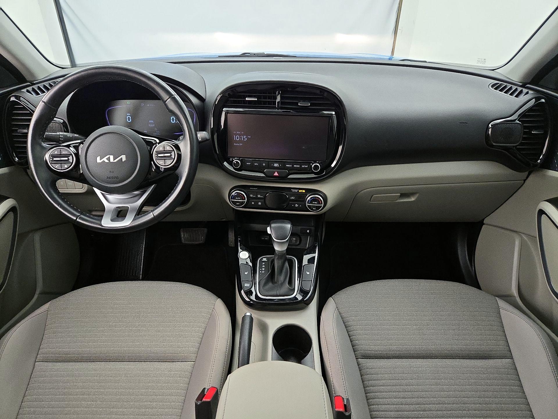 Thumbnail: 2023 Kia Soul - 9