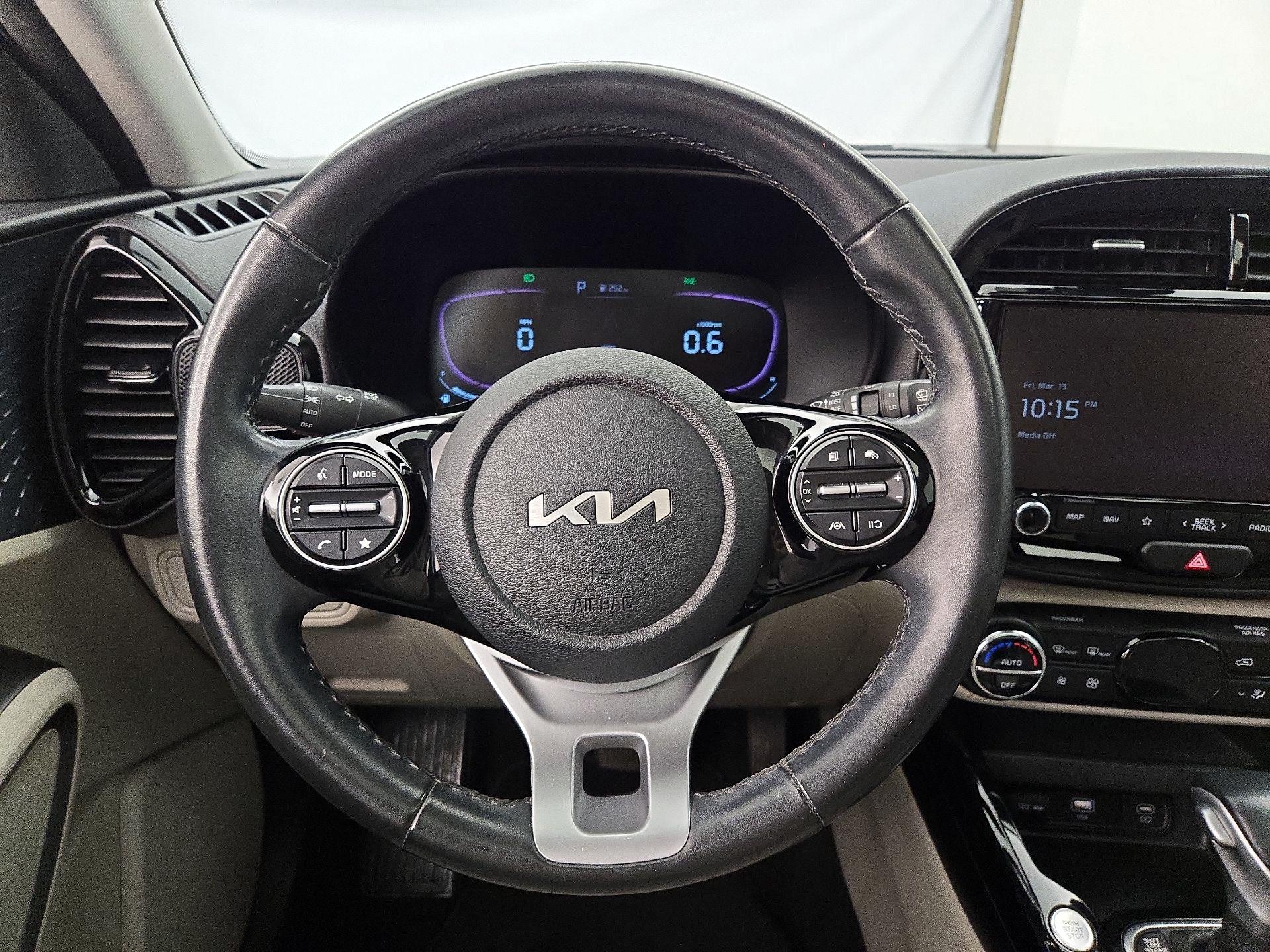 Thumbnail: 2023 Kia Soul - 10