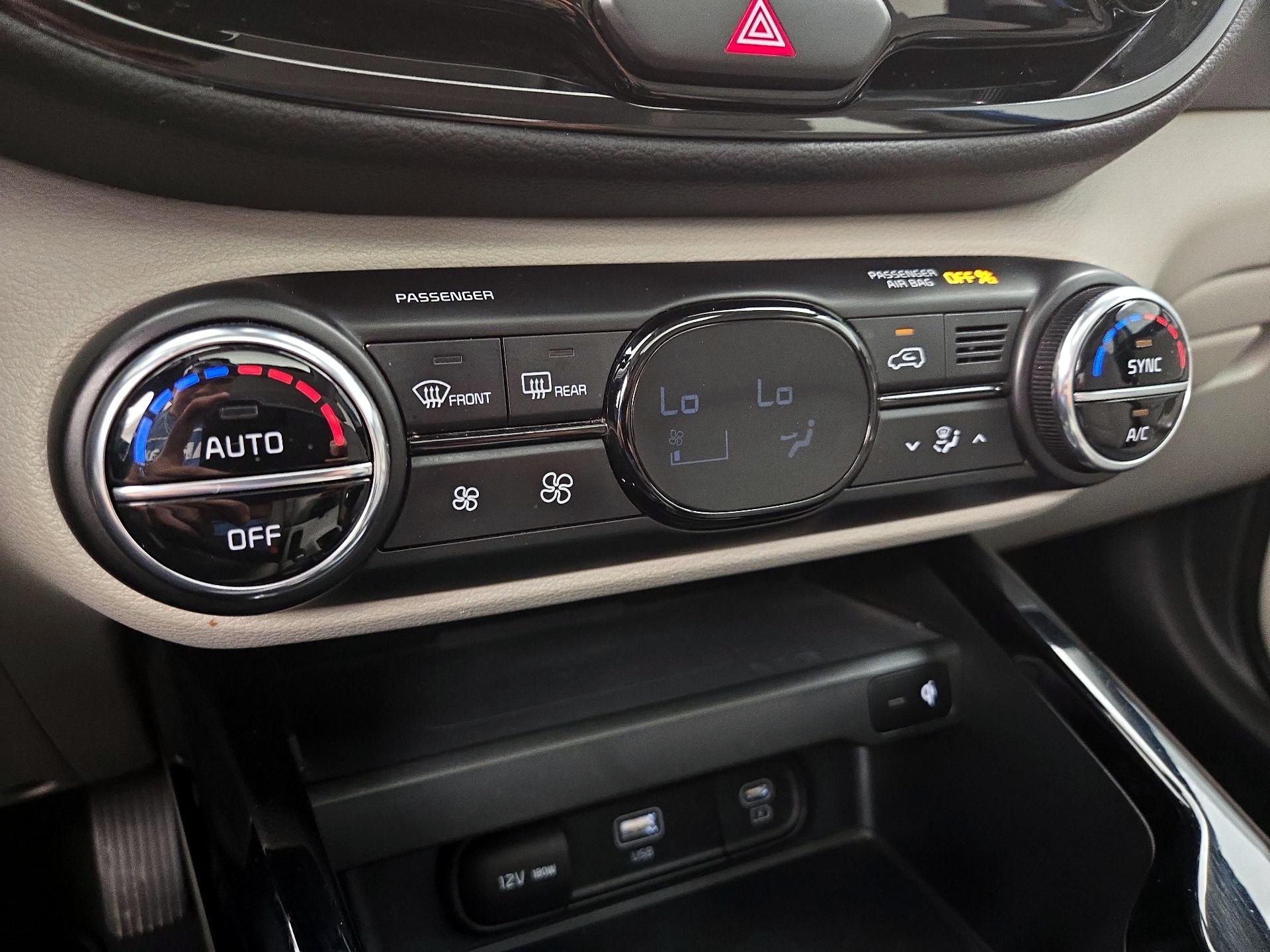 Thumbnail: 2023 Kia Soul - 17