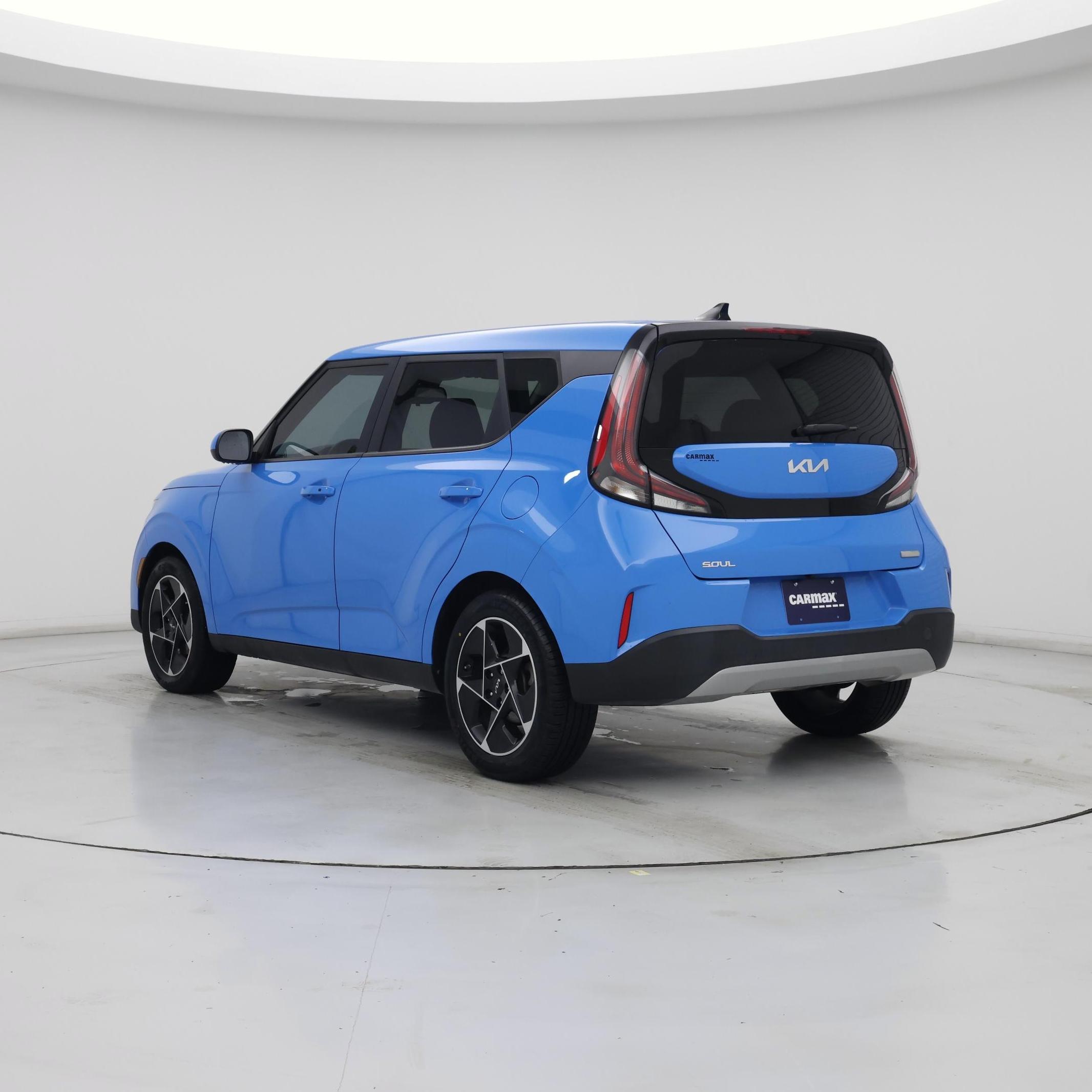 Thumbnail: 2023 Kia Soul - 2