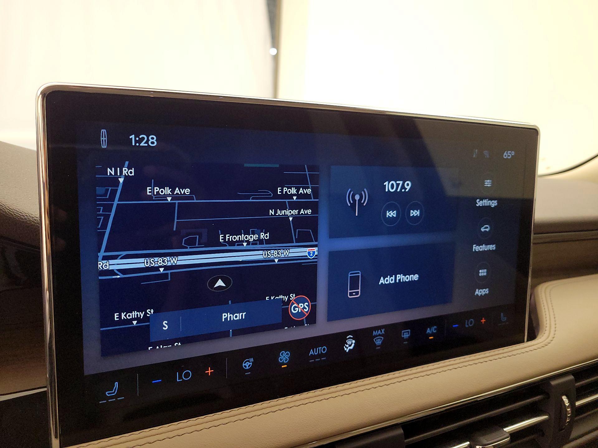 Thumbnail: 2023 Lincoln Corsair - 16