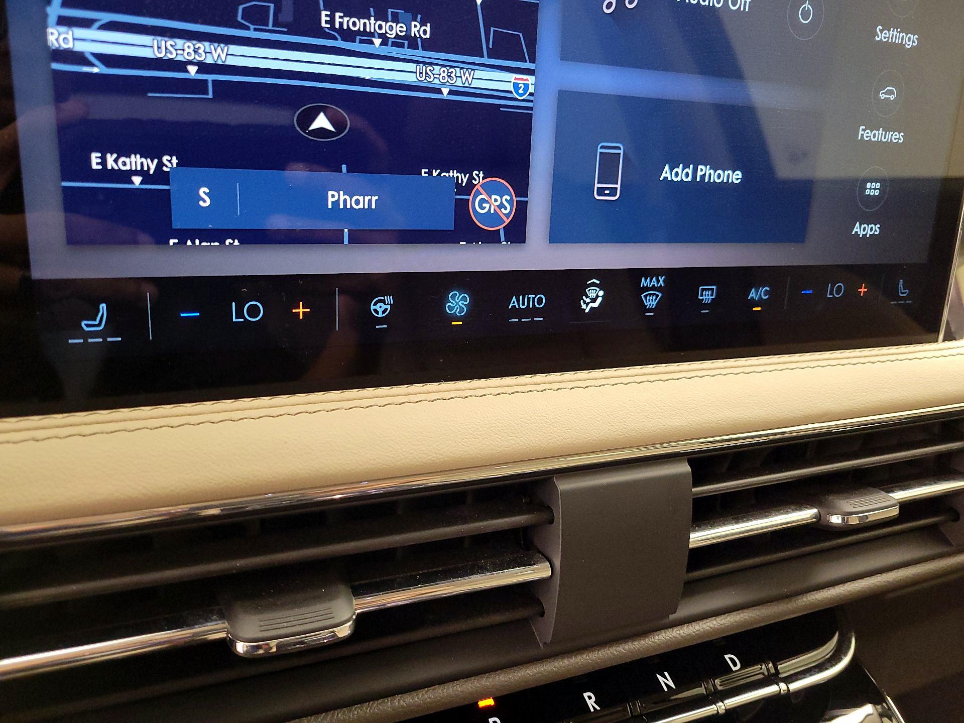 Thumbnail: 2023 Lincoln Corsair - 17