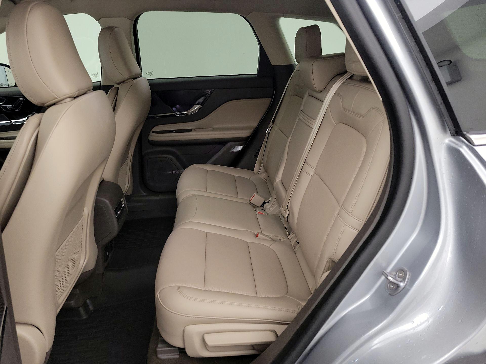 Thumbnail: 2023 Lincoln Corsair - 20