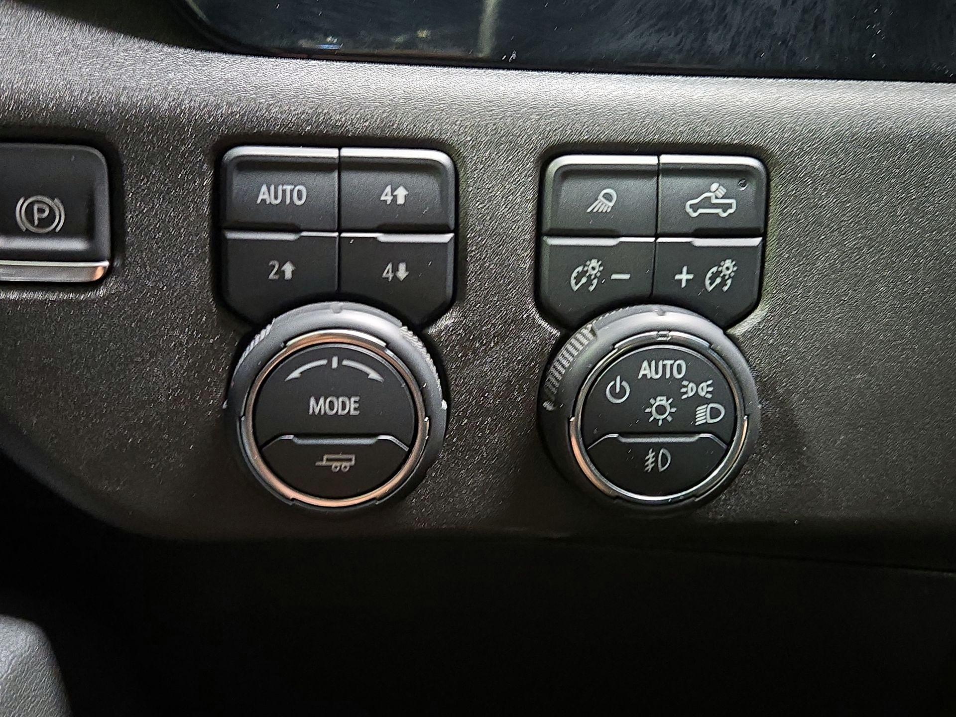 Thumbnail: 2024 Chevrolet Silverado 1500 - 11