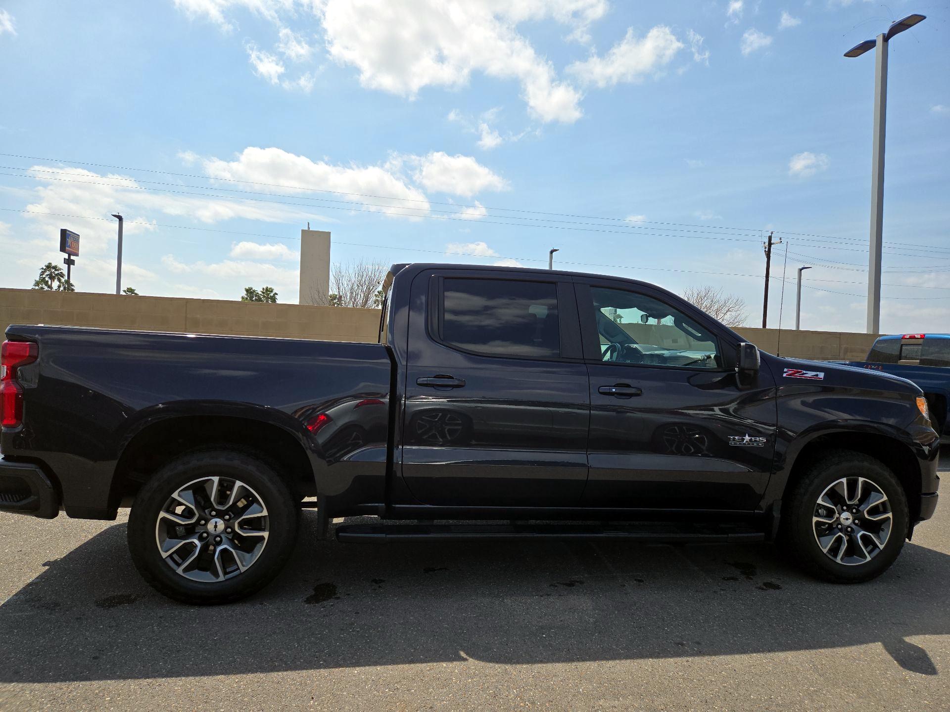 Thumbnail: 2024 Chevrolet Silverado 1500 - 4