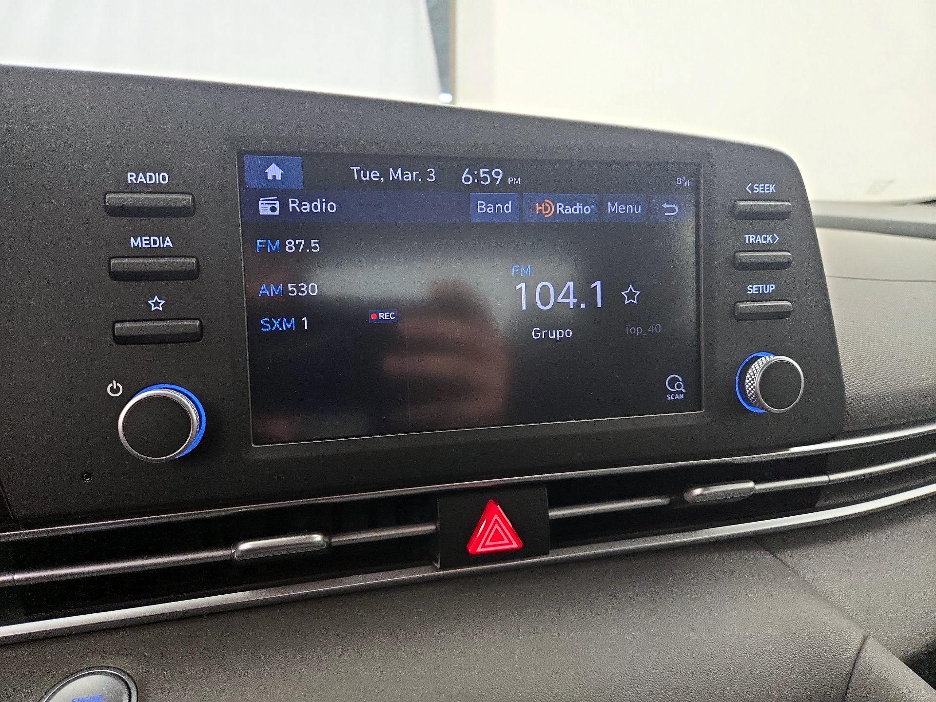 Thumbnail: 2023 Hyundai Elantra - 15