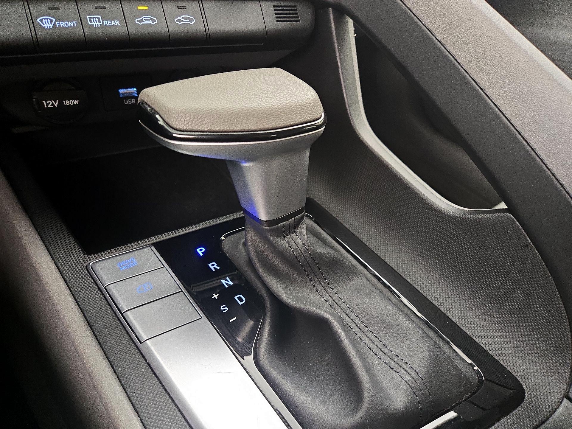 Thumbnail: 2023 Hyundai Elantra - 17