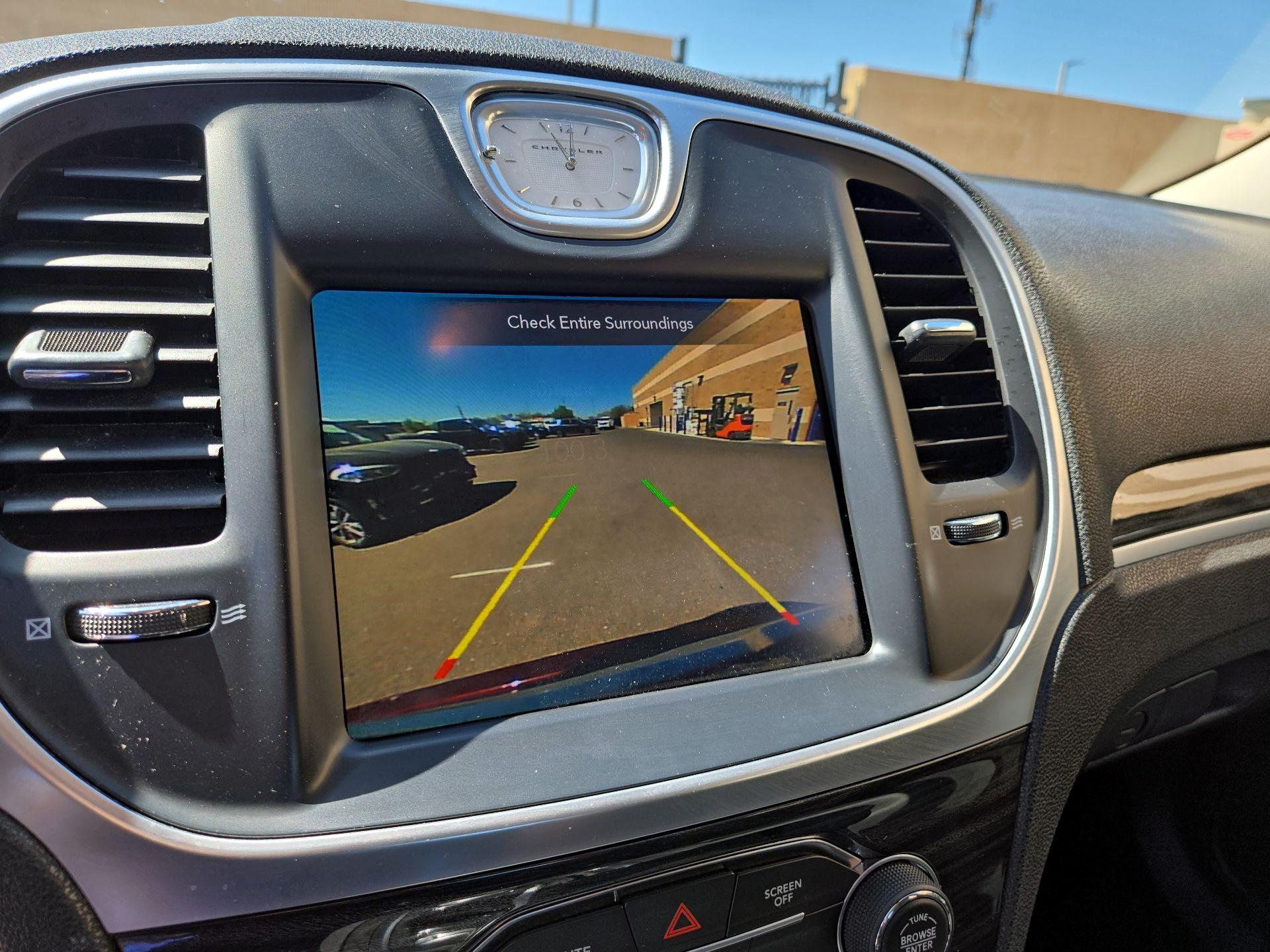 Thumbnail: 2020 Chrysler 300 - 12