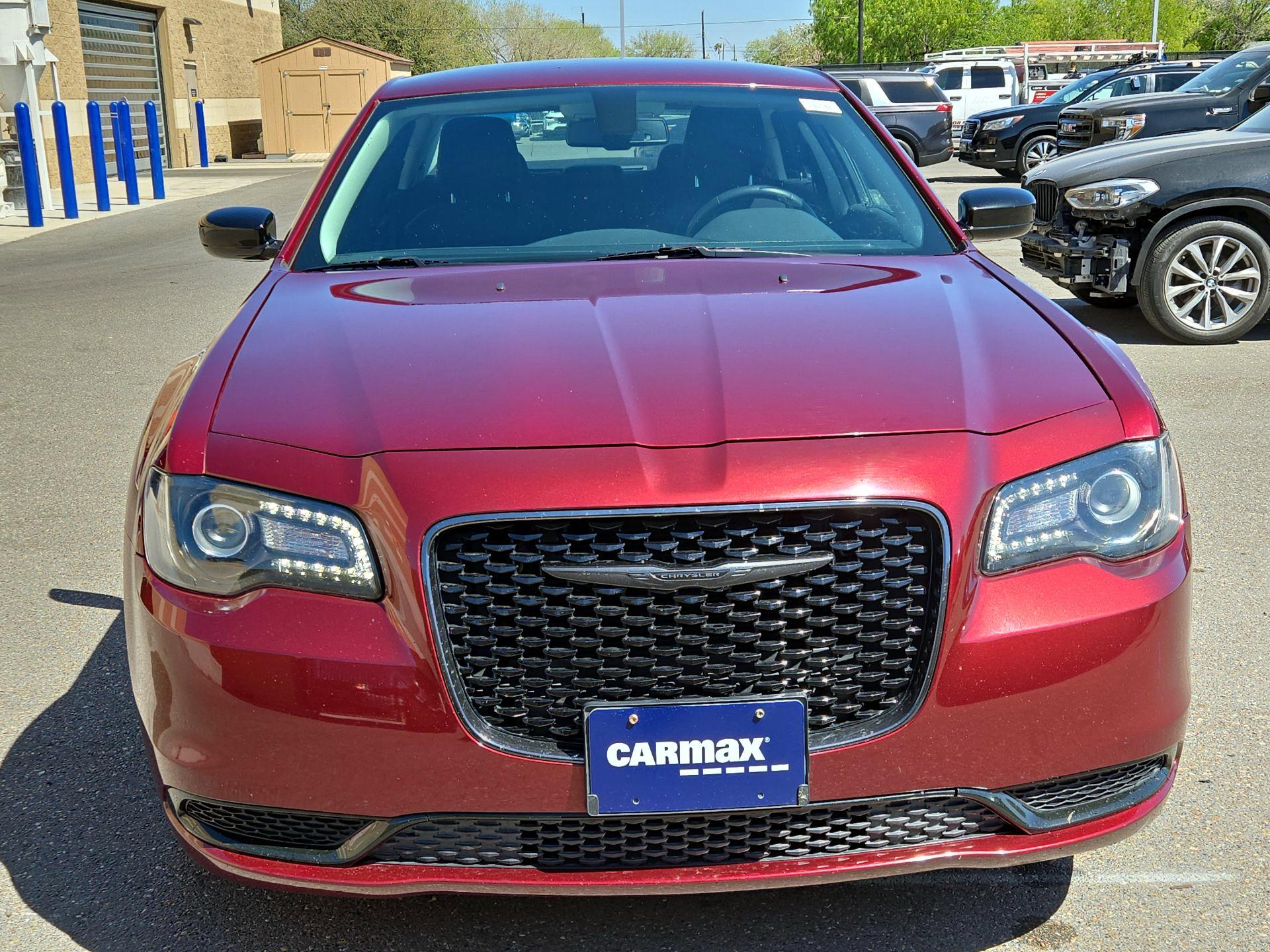 Thumbnail: 2020 Chrysler 300 - 2