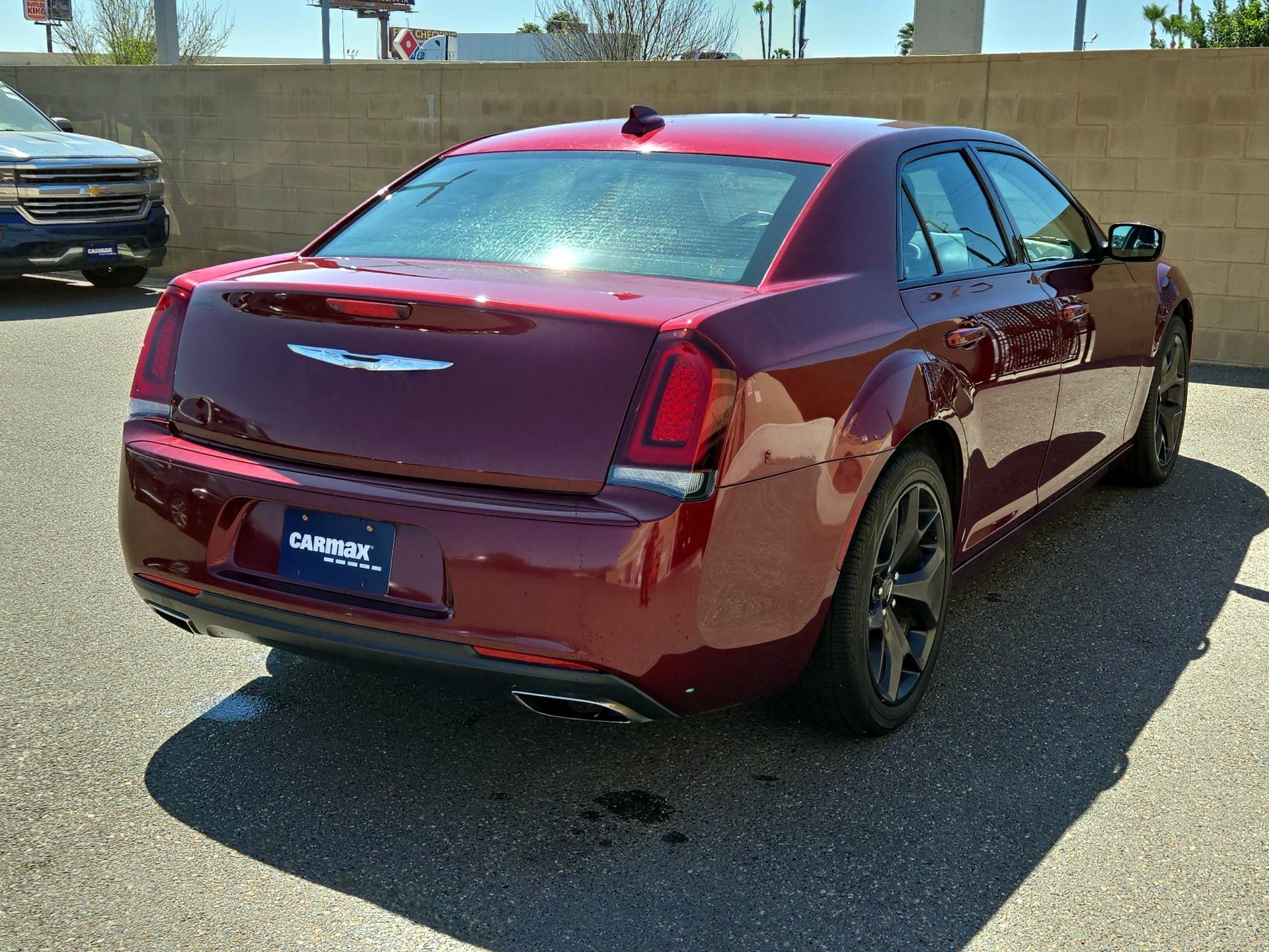 Thumbnail: 2020 Chrysler 300 - 5