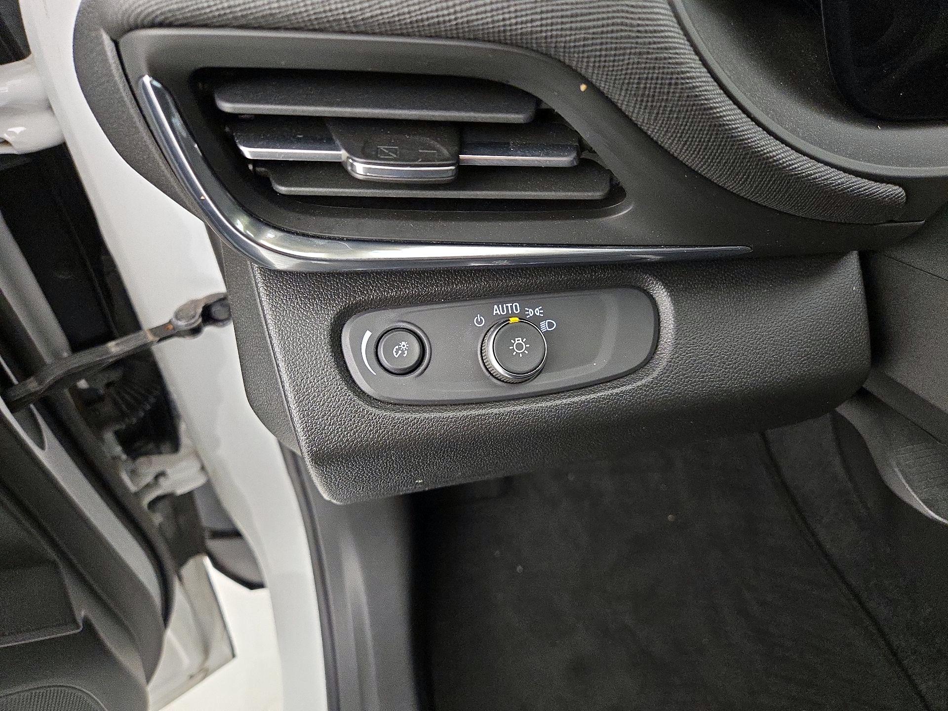 Thumbnail: 2024 Buick Envista - 13