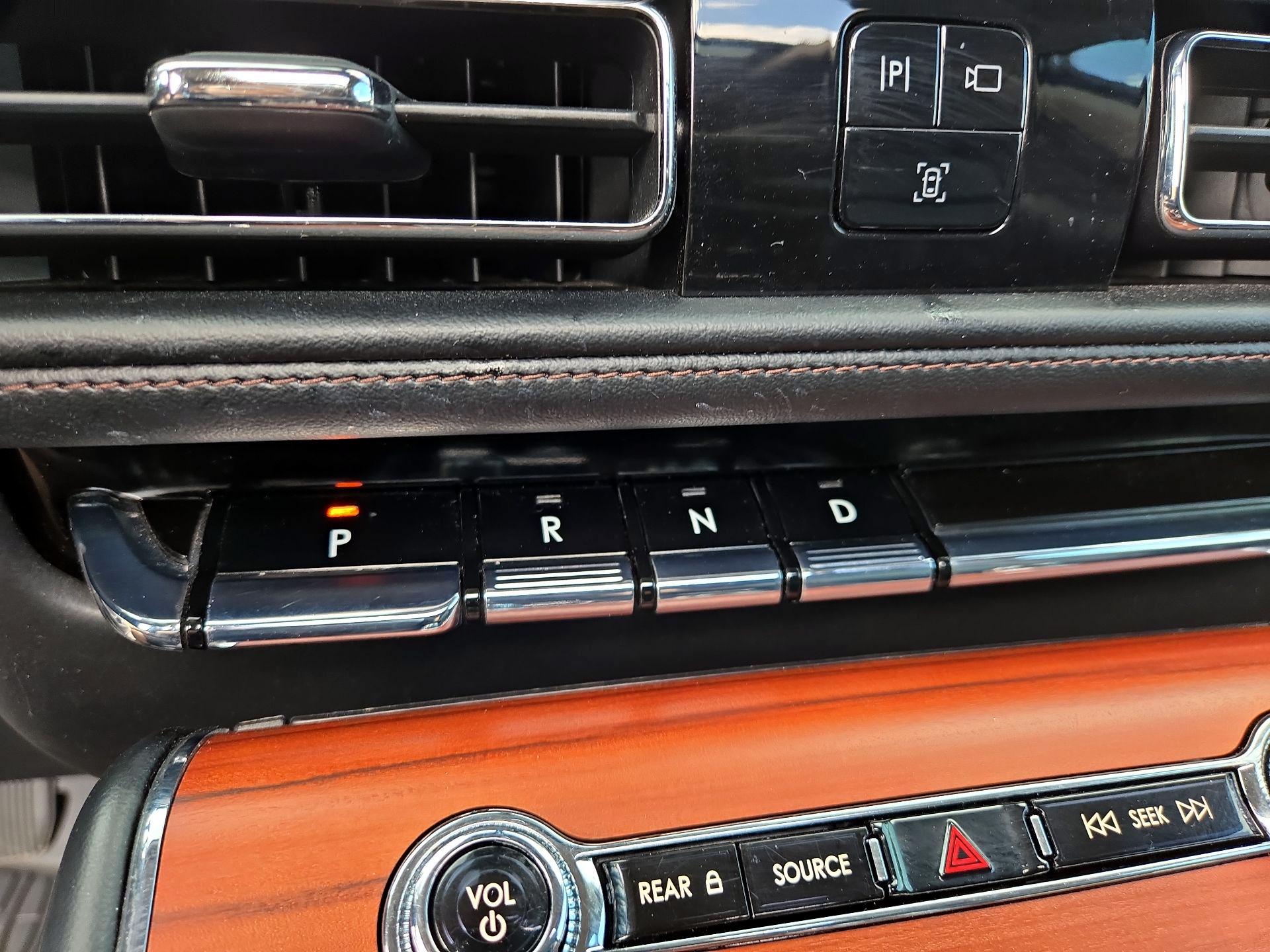 Thumbnail: 2024 Lincoln Aviator - 16