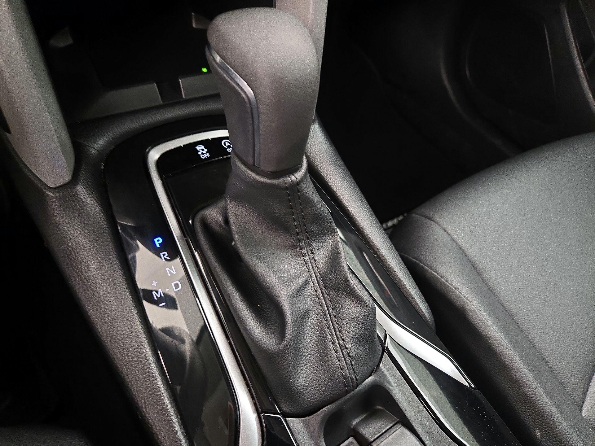 Thumbnail: 2025 Toyota Corolla Cross - 17