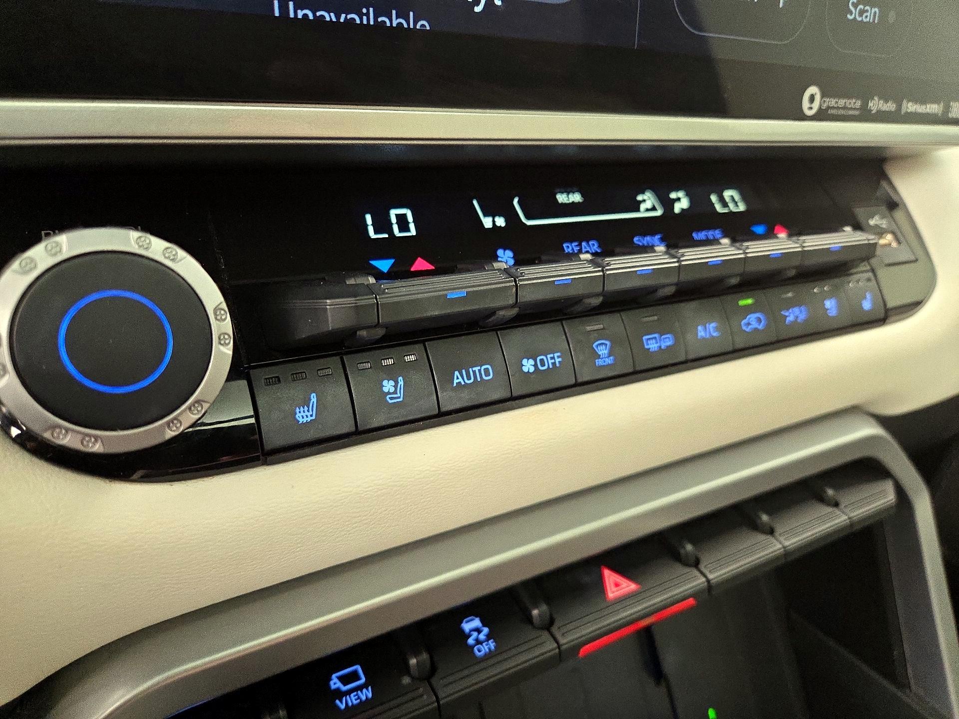 Thumbnail: 2024 Toyota Sequoia - 16