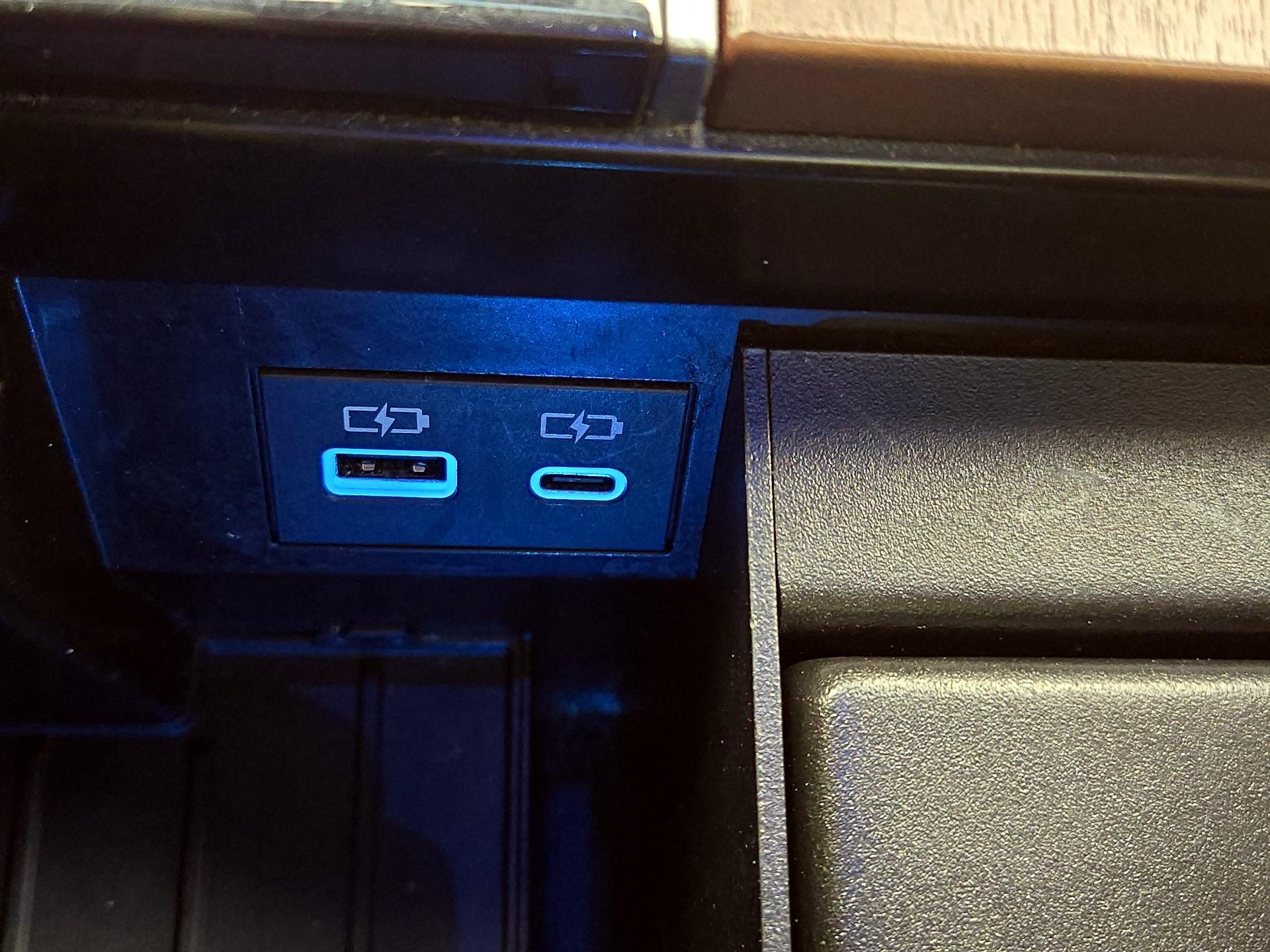 Thumbnail: 2024 Toyota Sequoia - 18