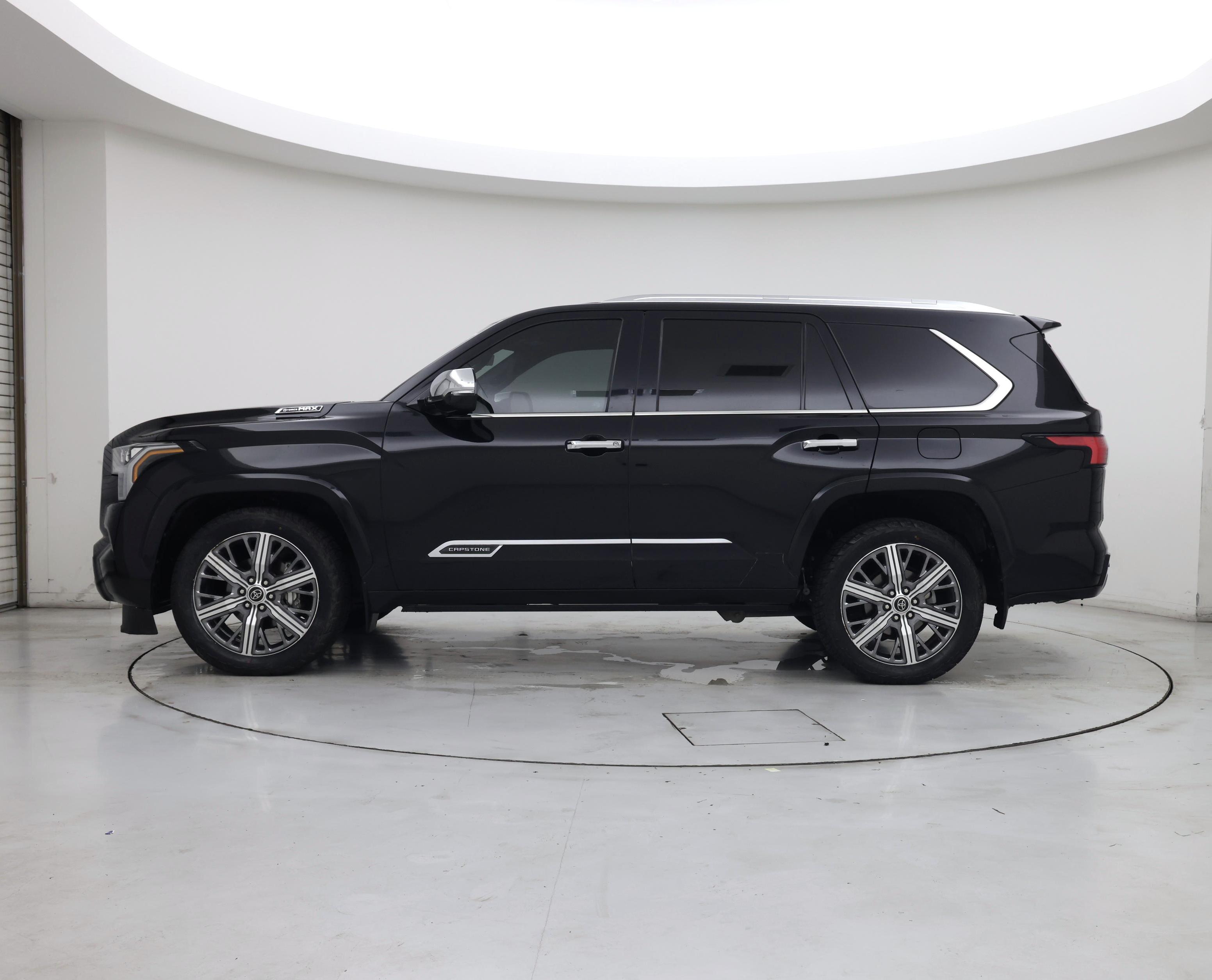 Thumbnail: 2024 Toyota Sequoia - 3