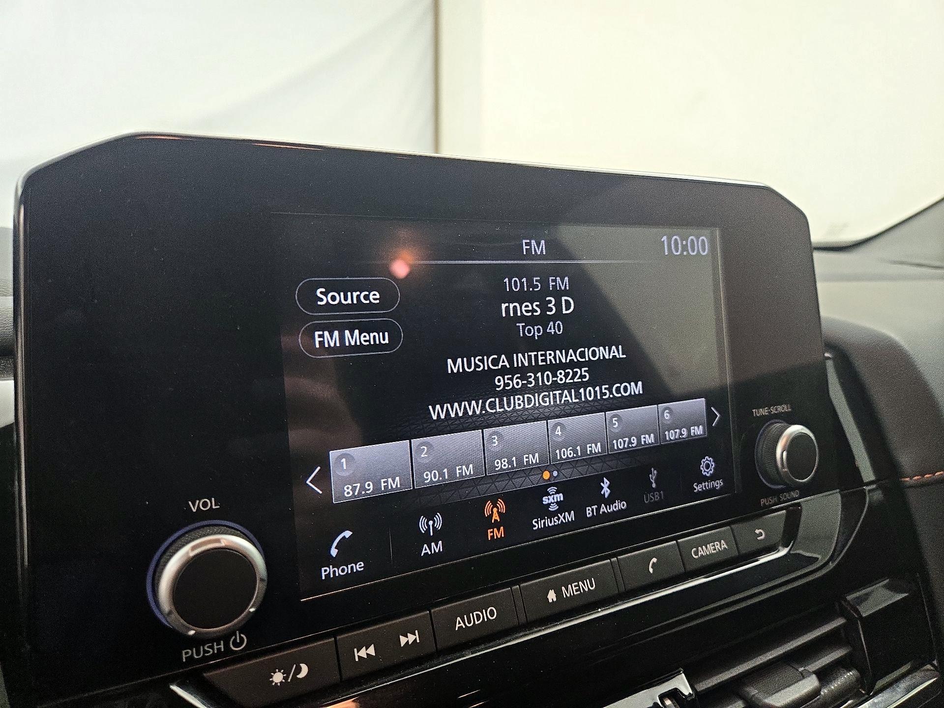 Thumbnail: 2023 Nissan Pathfinder - 15