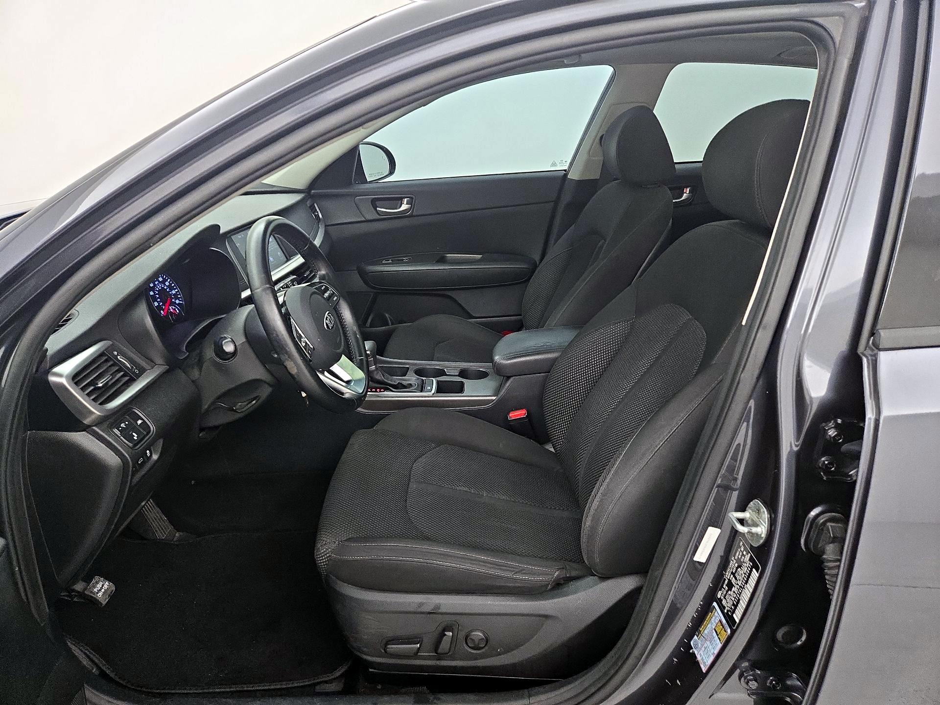 Thumbnail: 2019 Kia Optima - 11