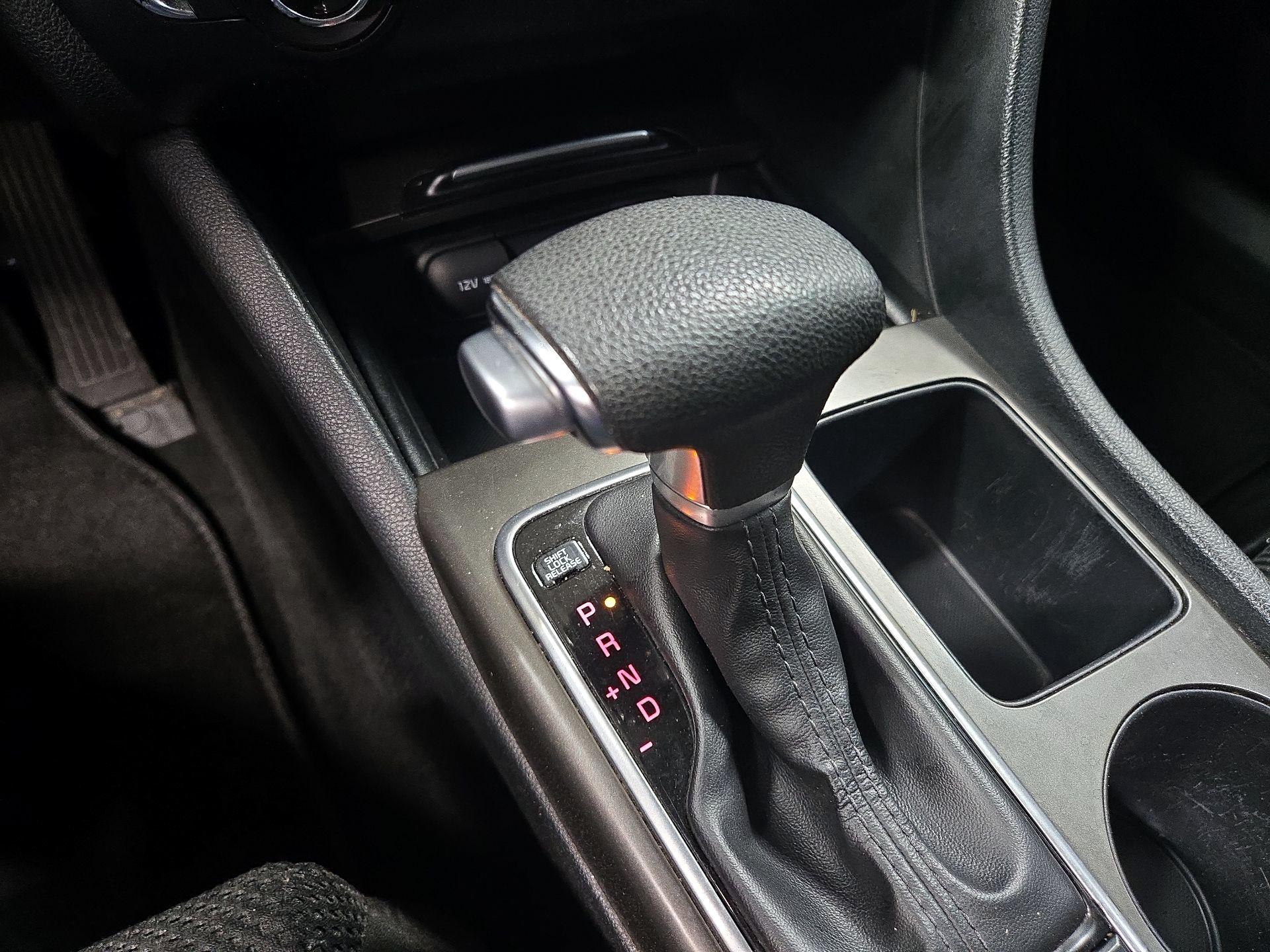 Thumbnail: 2019 Kia Optima - 17