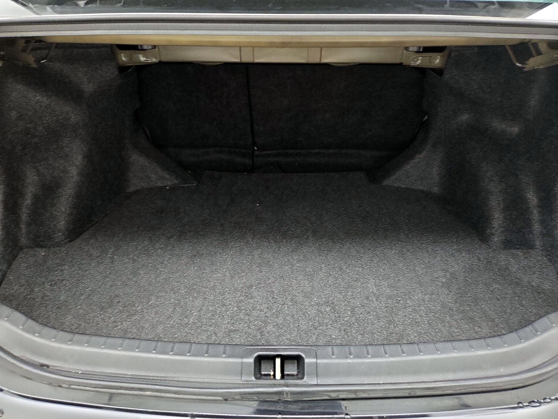 Thumbnail: 2016 Toyota Corolla - 20