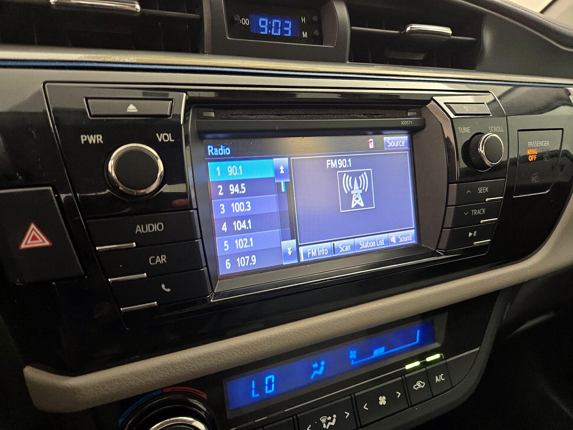 Thumbnail: 2016 Toyota Corolla - 15