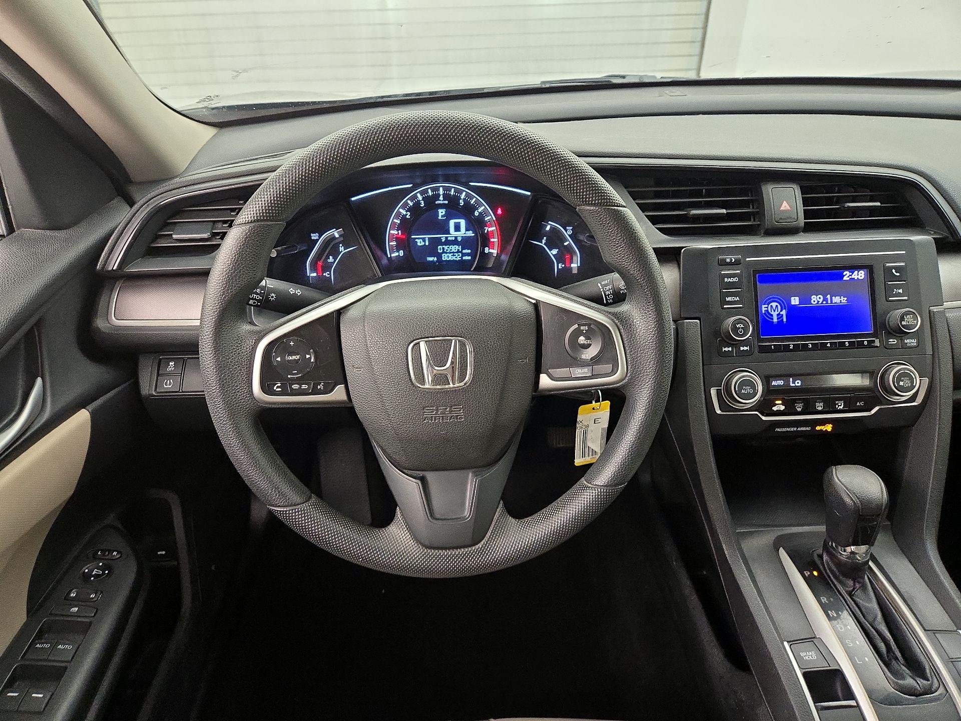 Thumbnail: 2017 Honda Civic - 10