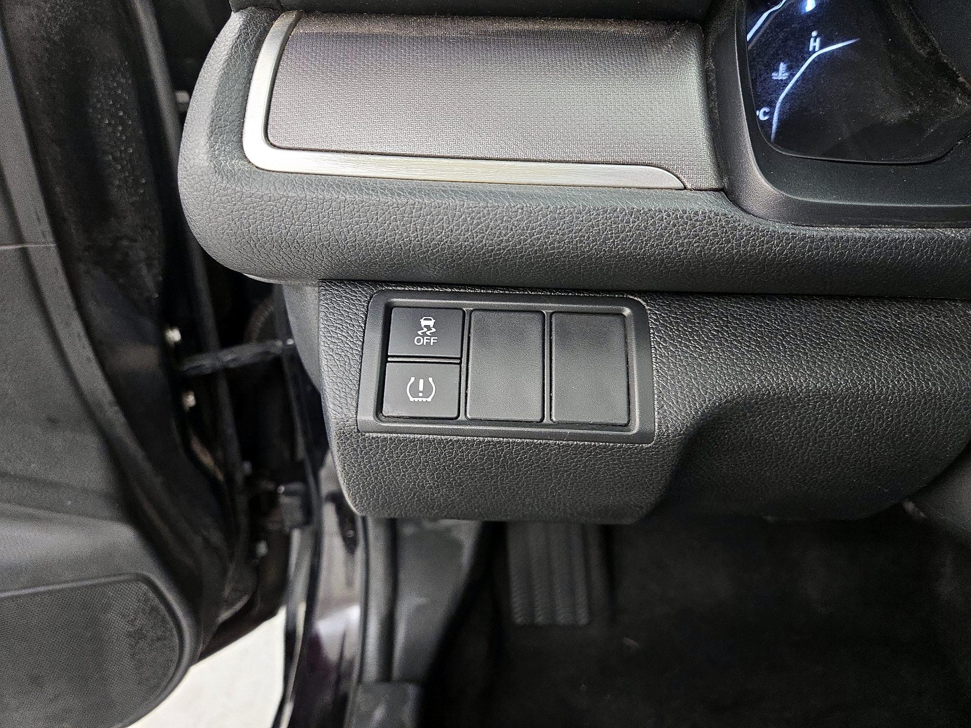 Thumbnail: 2017 Honda Civic - 13