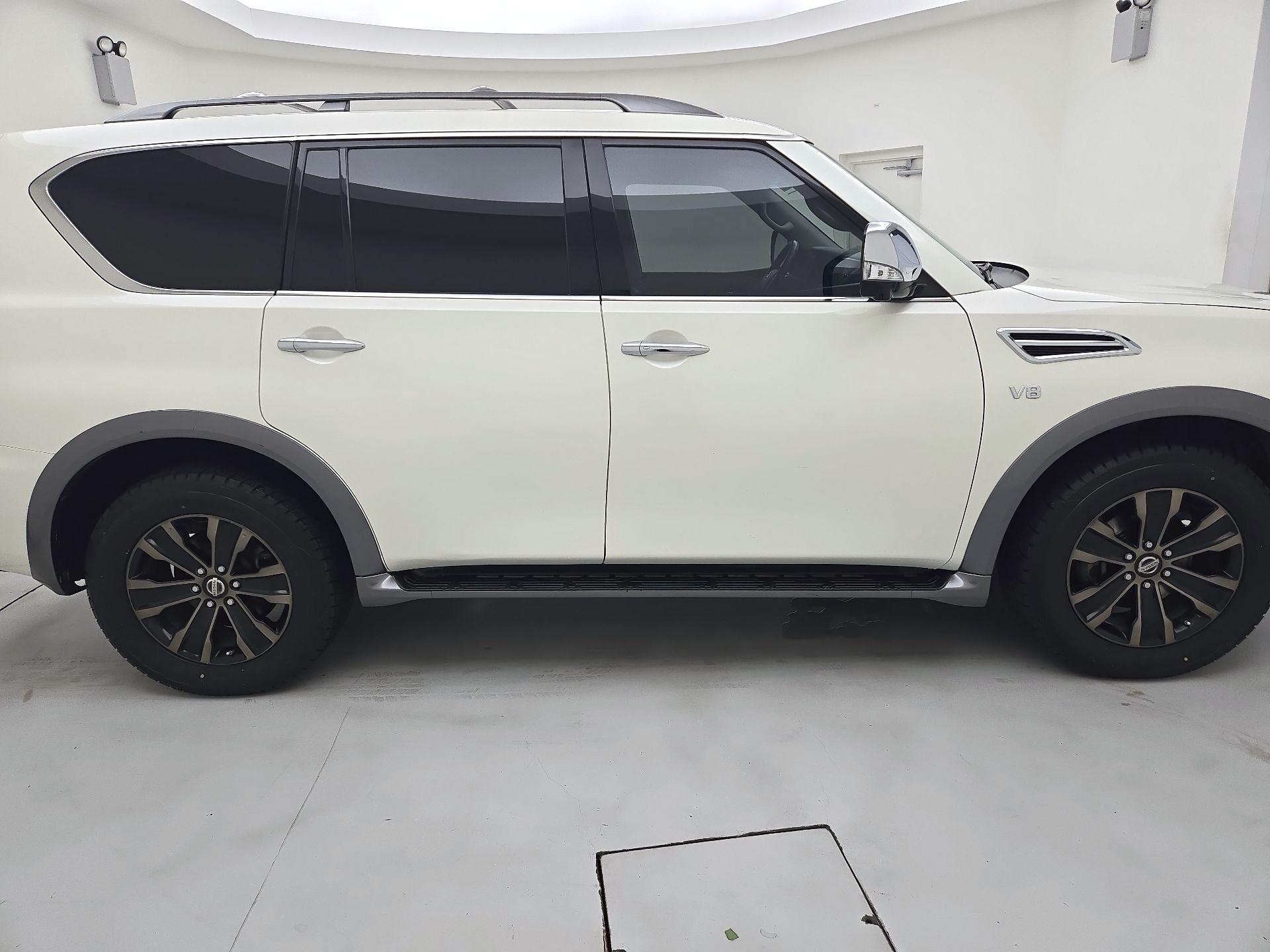 Thumbnail: 2017 Nissan Armada - 4