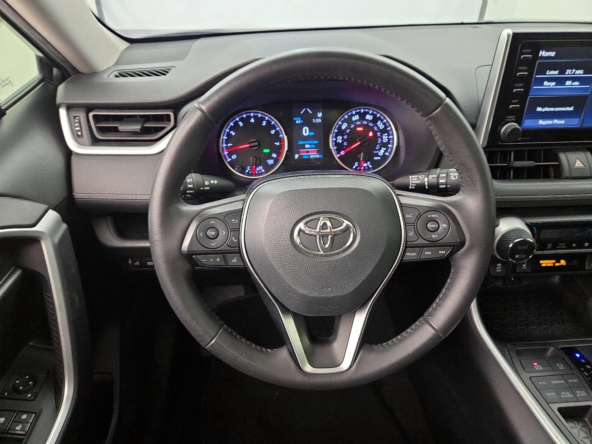 Thumbnail: 2020 Toyota RAV4 - 10