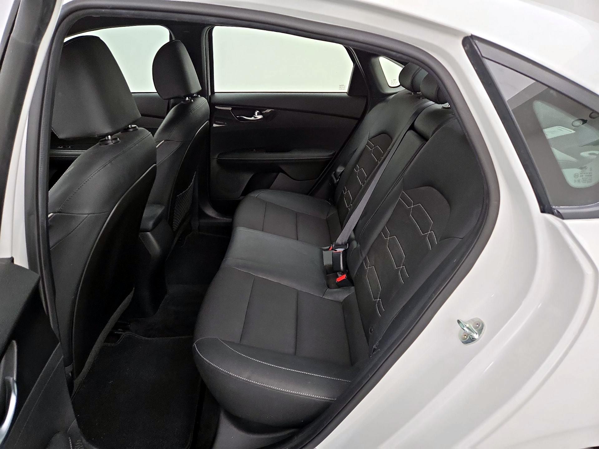 Thumbnail: 2021 Kia Forte - 19