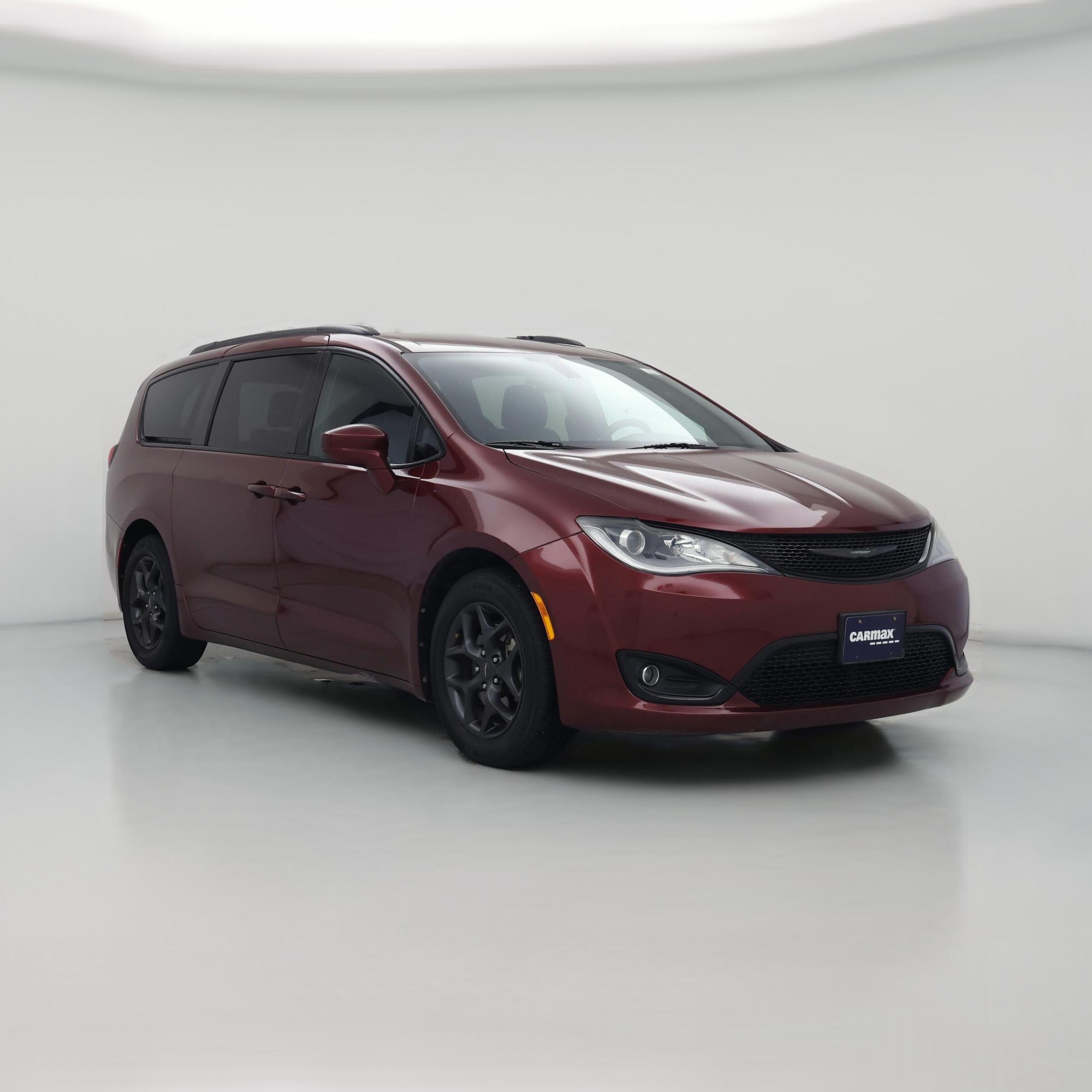 Thumbnail: 2019 Chrysler Pacifica - 1