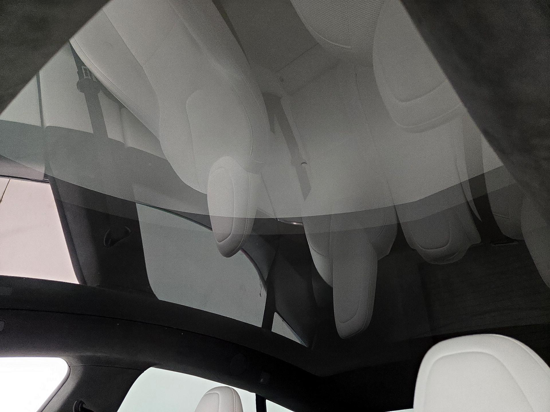 Thumbnail: 2022 Tesla Model S - 18