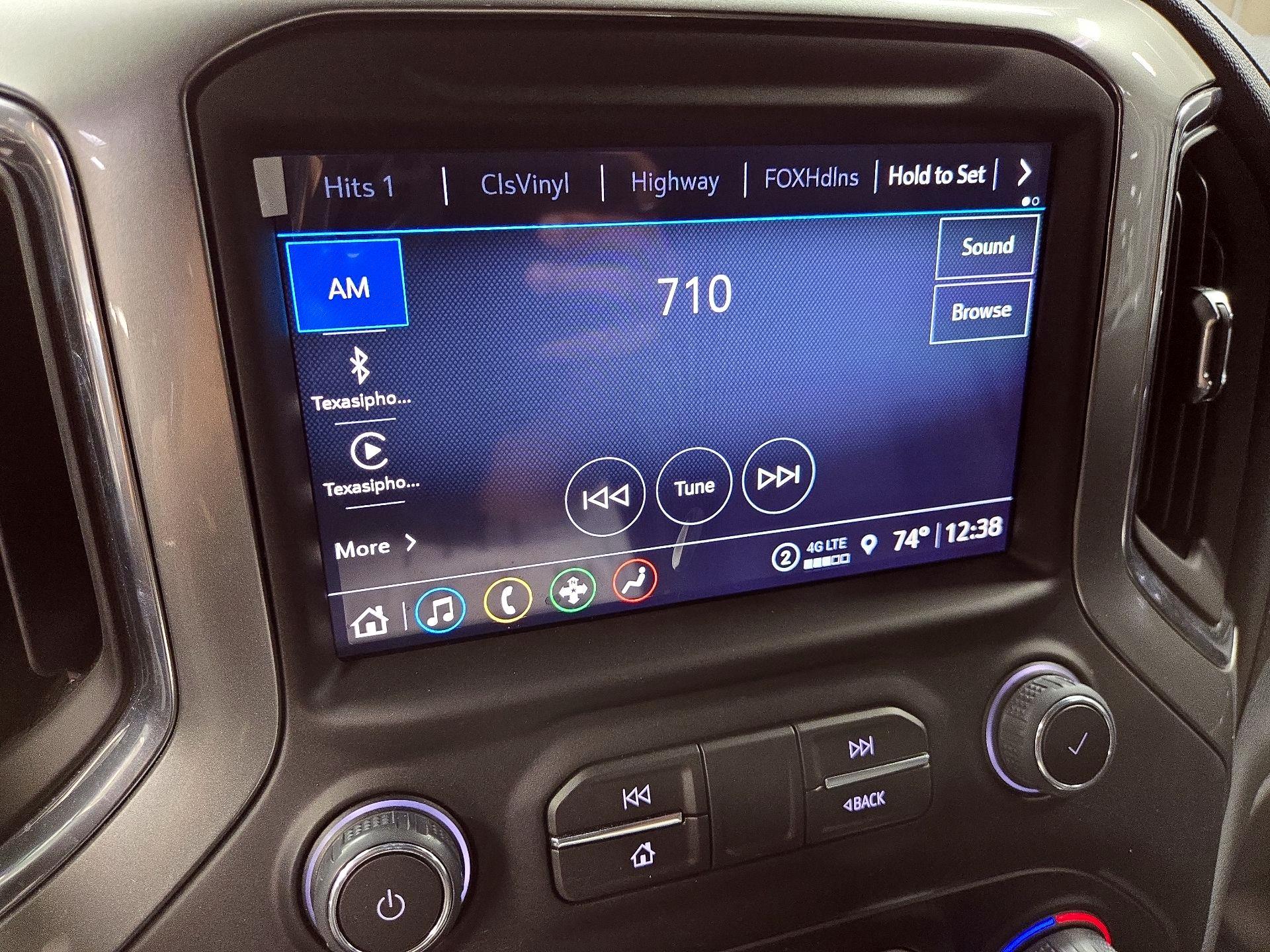 Thumbnail: 2022 Chevrolet Silverado 1500 - 15