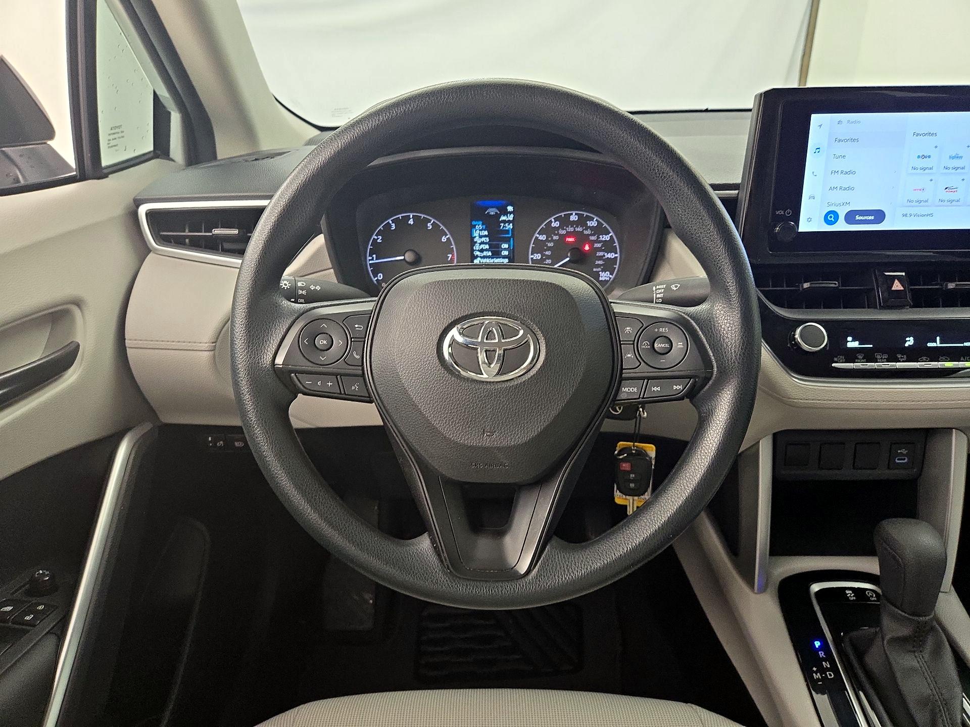 Thumbnail: 2023 Toyota Corolla Cross - 10