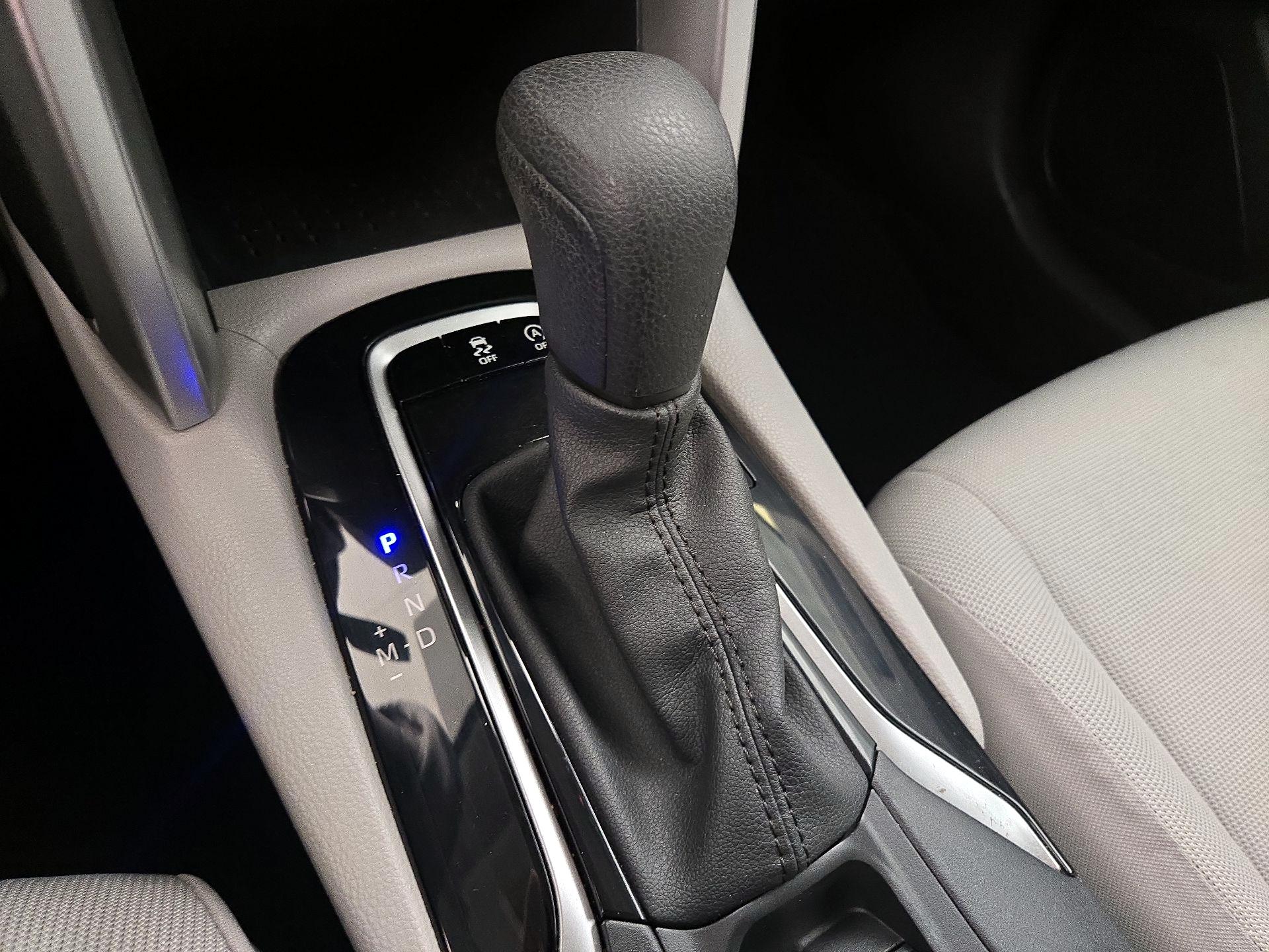 Thumbnail: 2023 Toyota Corolla Cross - 17