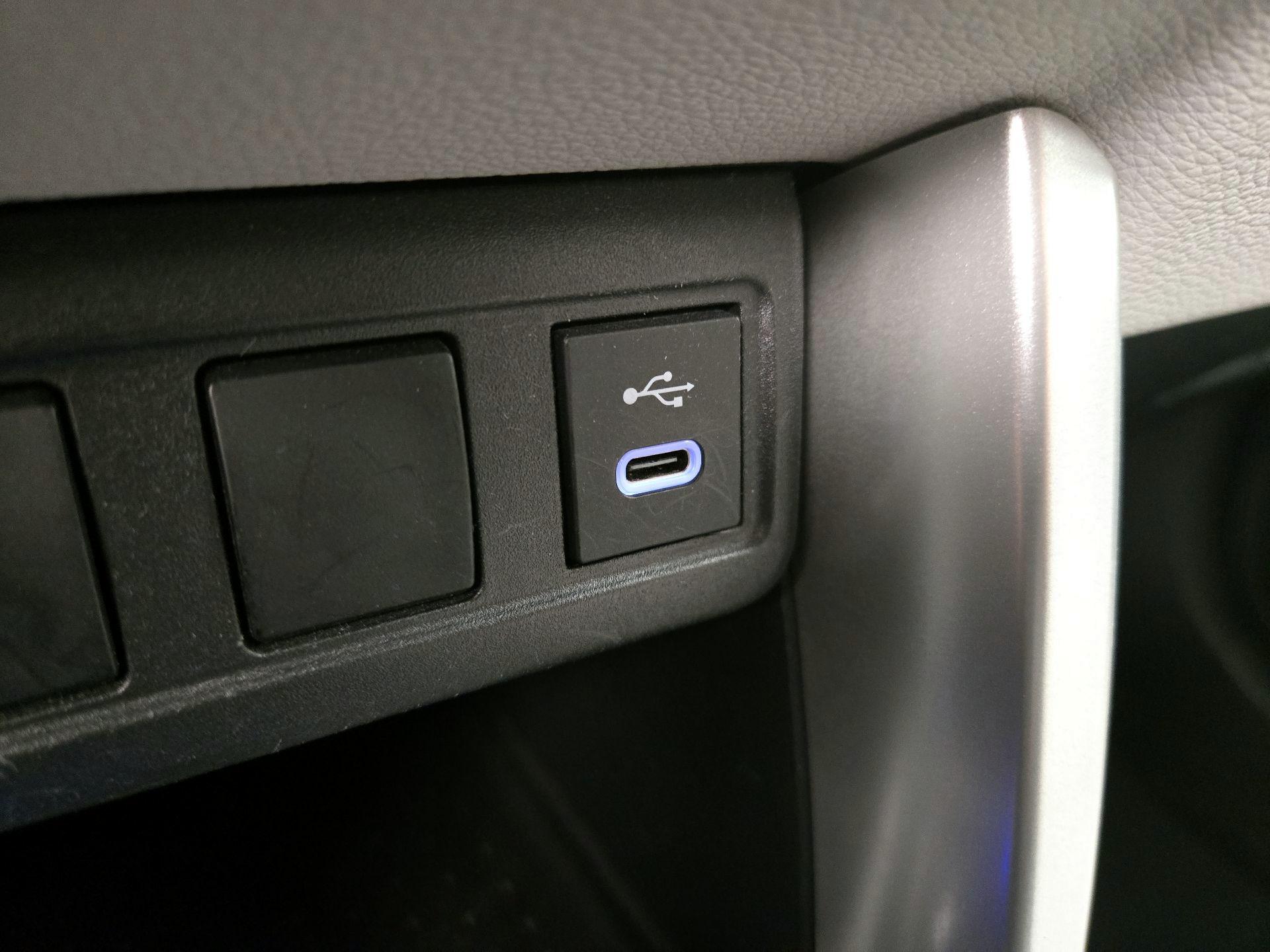 Thumbnail: 2023 Toyota Corolla Cross - 18